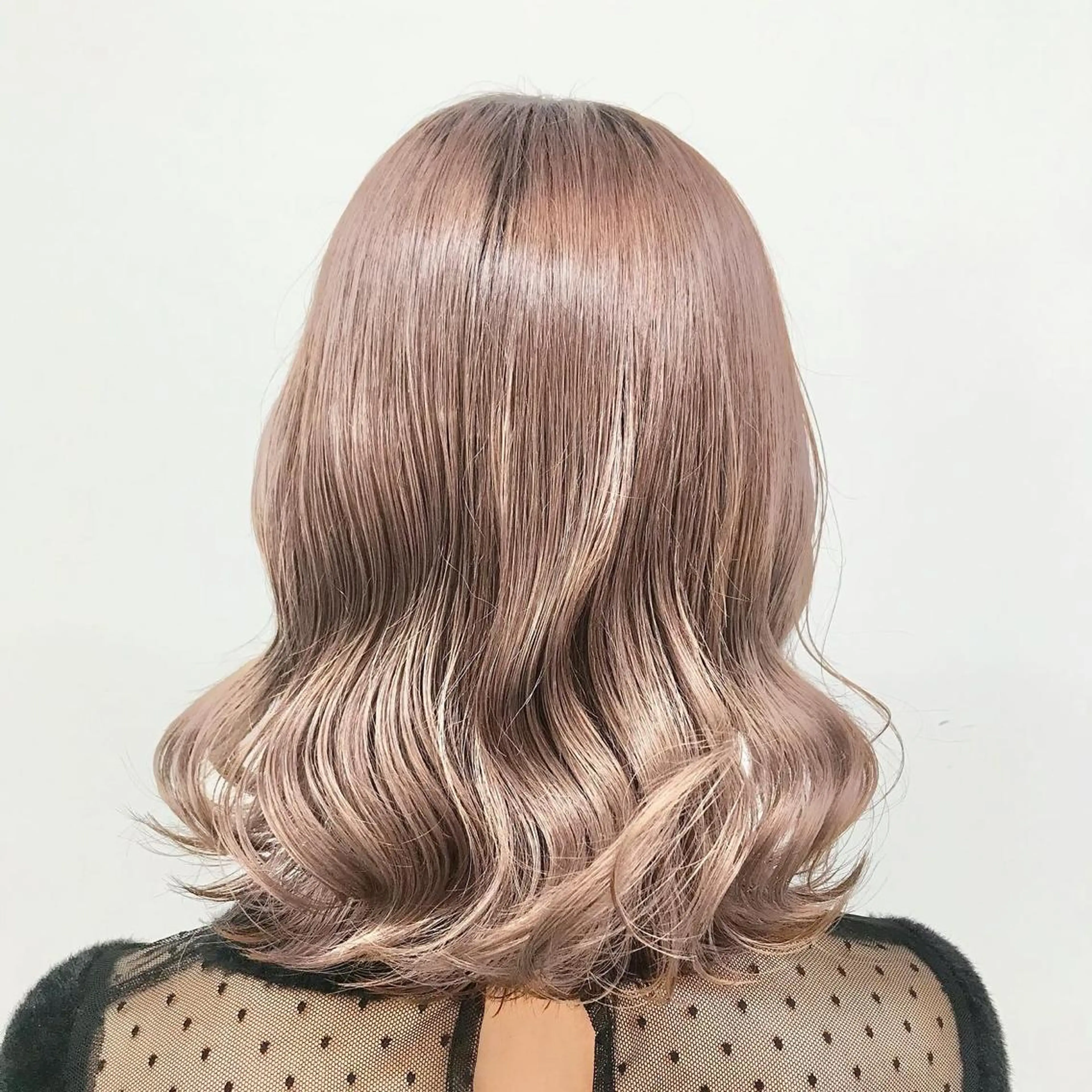 ミディアム カラー 🪄池袋ハイトーン 🪄ブリーチカラーのヘアスタイル