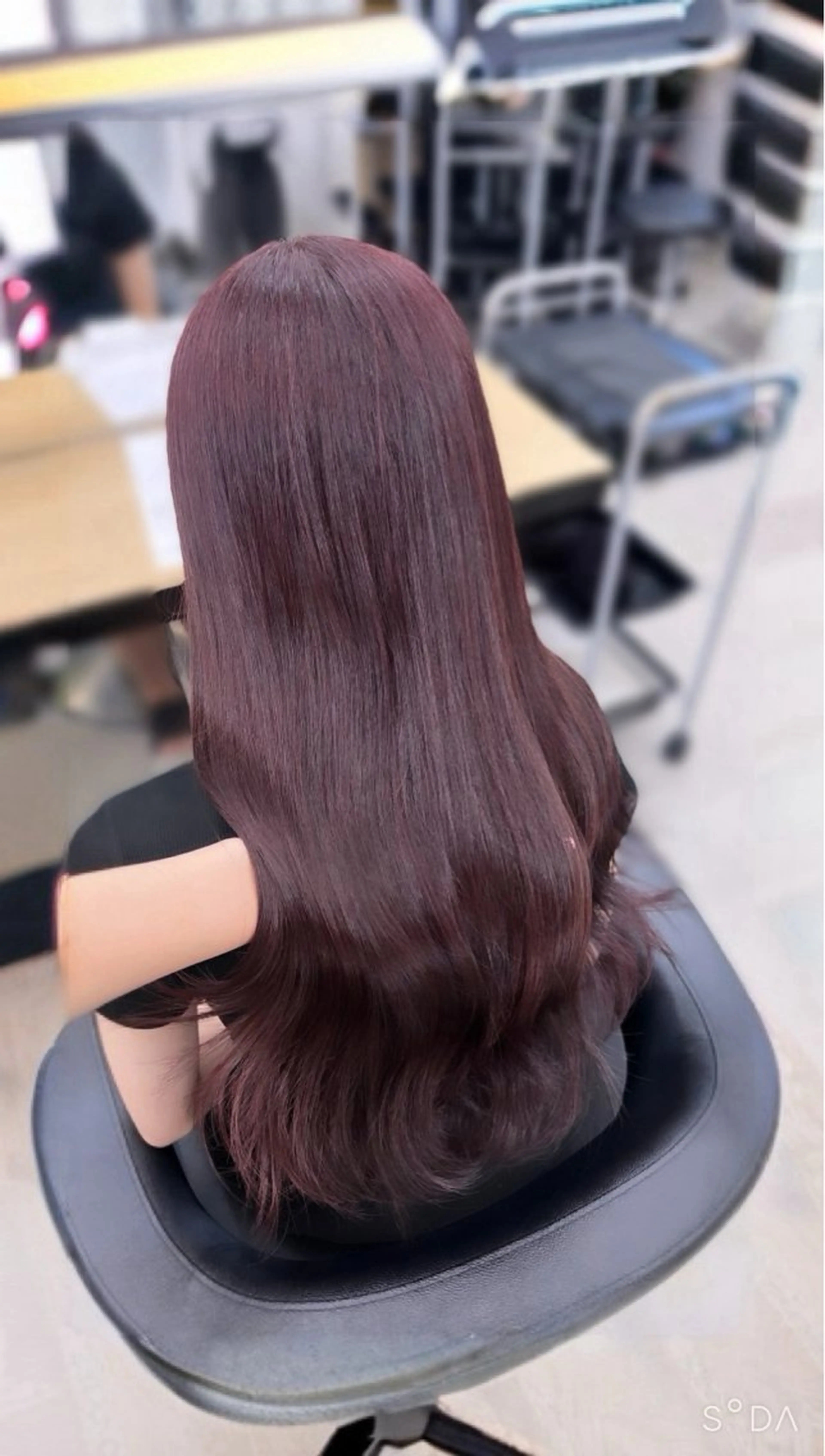 ロング カラー ブリーチ 髪質改善 トリートメント ヘアカラー 💗愛され暖色💗 ピンク/レッド💗のヘアスタイル