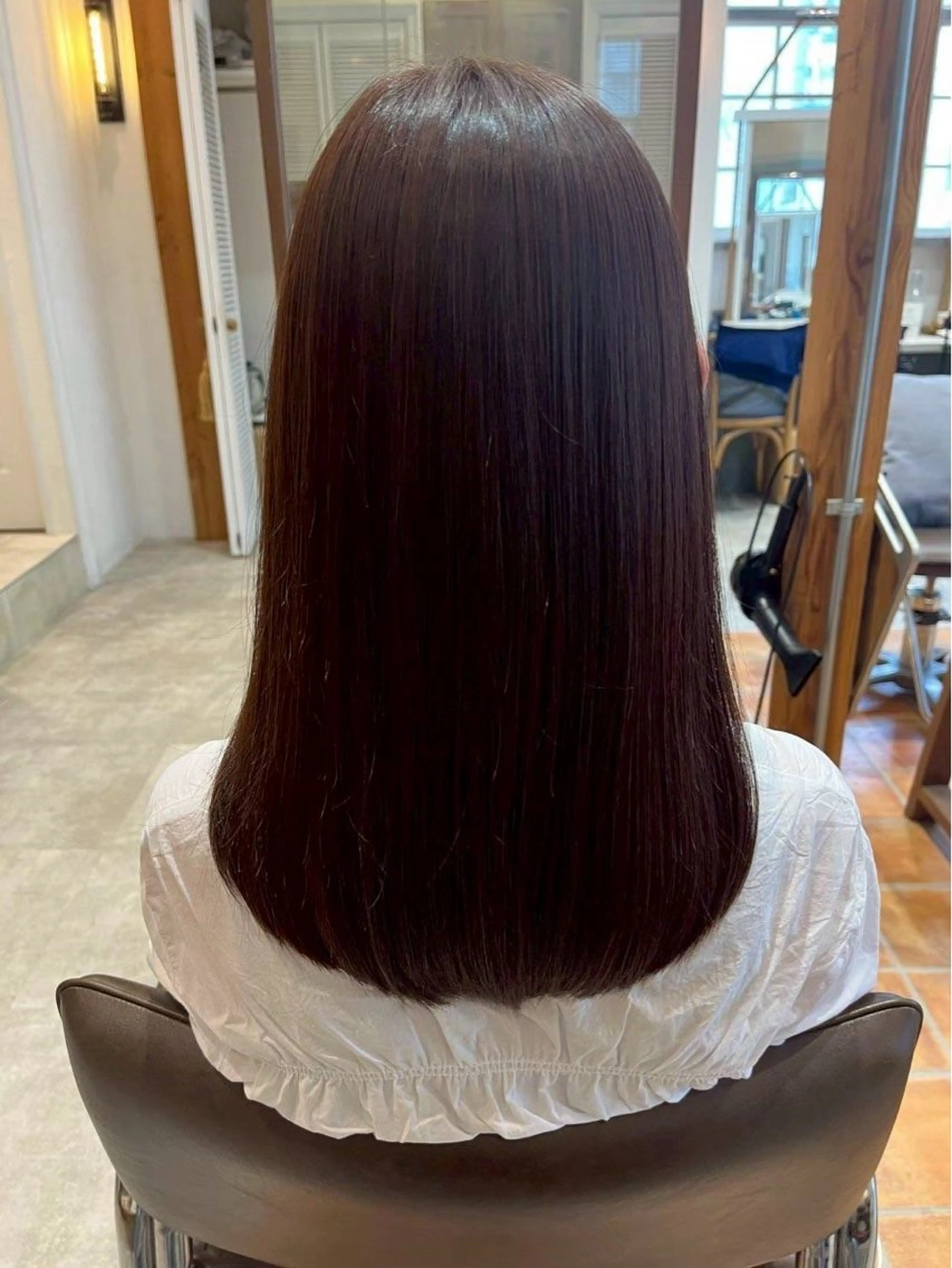 セミロング カラー ダブルカラー ハイトーンカラー ボブ 顔周りカット 髪質改善 カット 縮毛矯正 RISE SWELL momoneのヘアスタイル