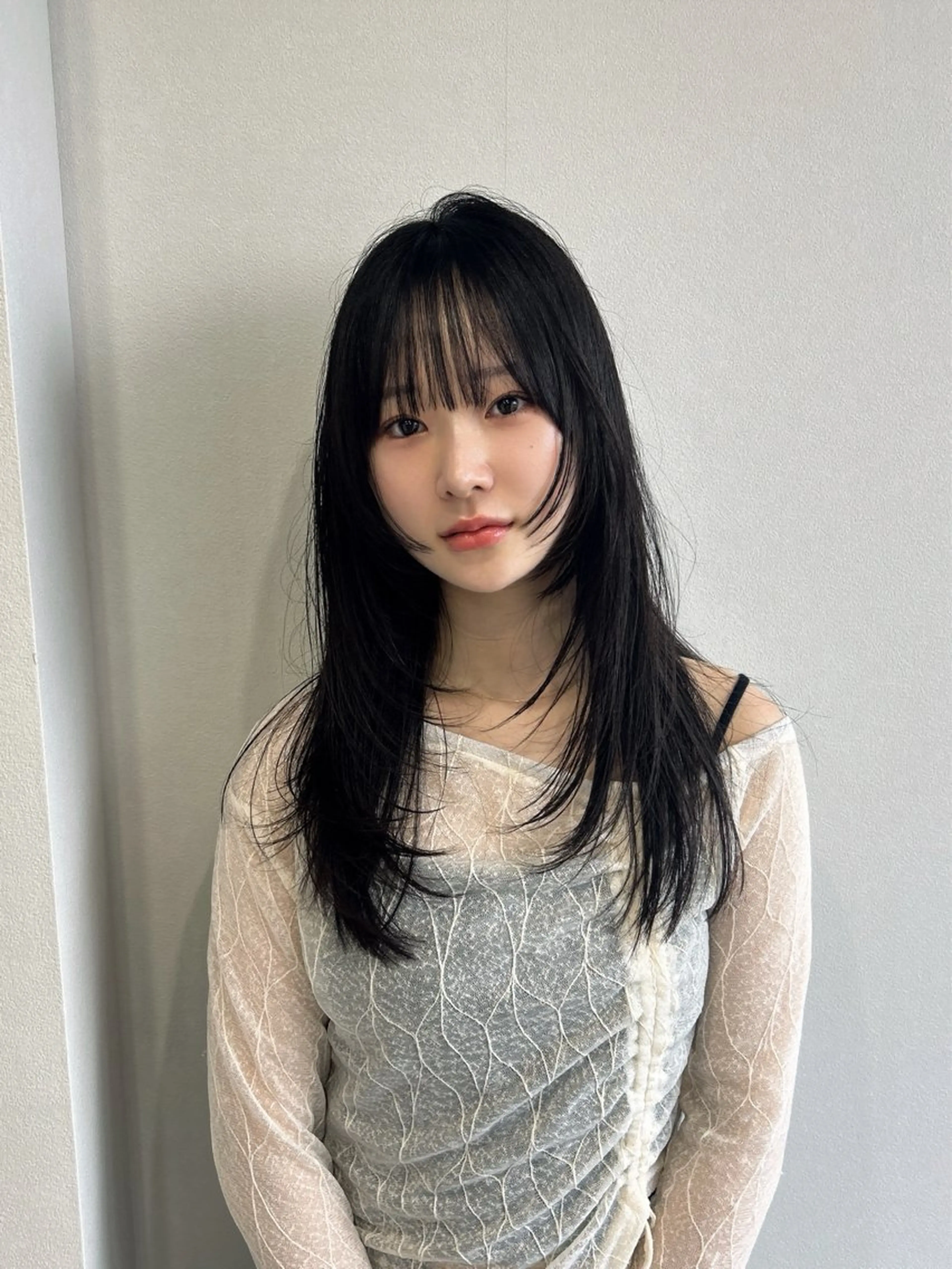 セミロング 顔まわりレイヤー 顔周りカット レイヤーカット 大谷美佳/レイヤー カット/ツヤ髪のヘアスタイル