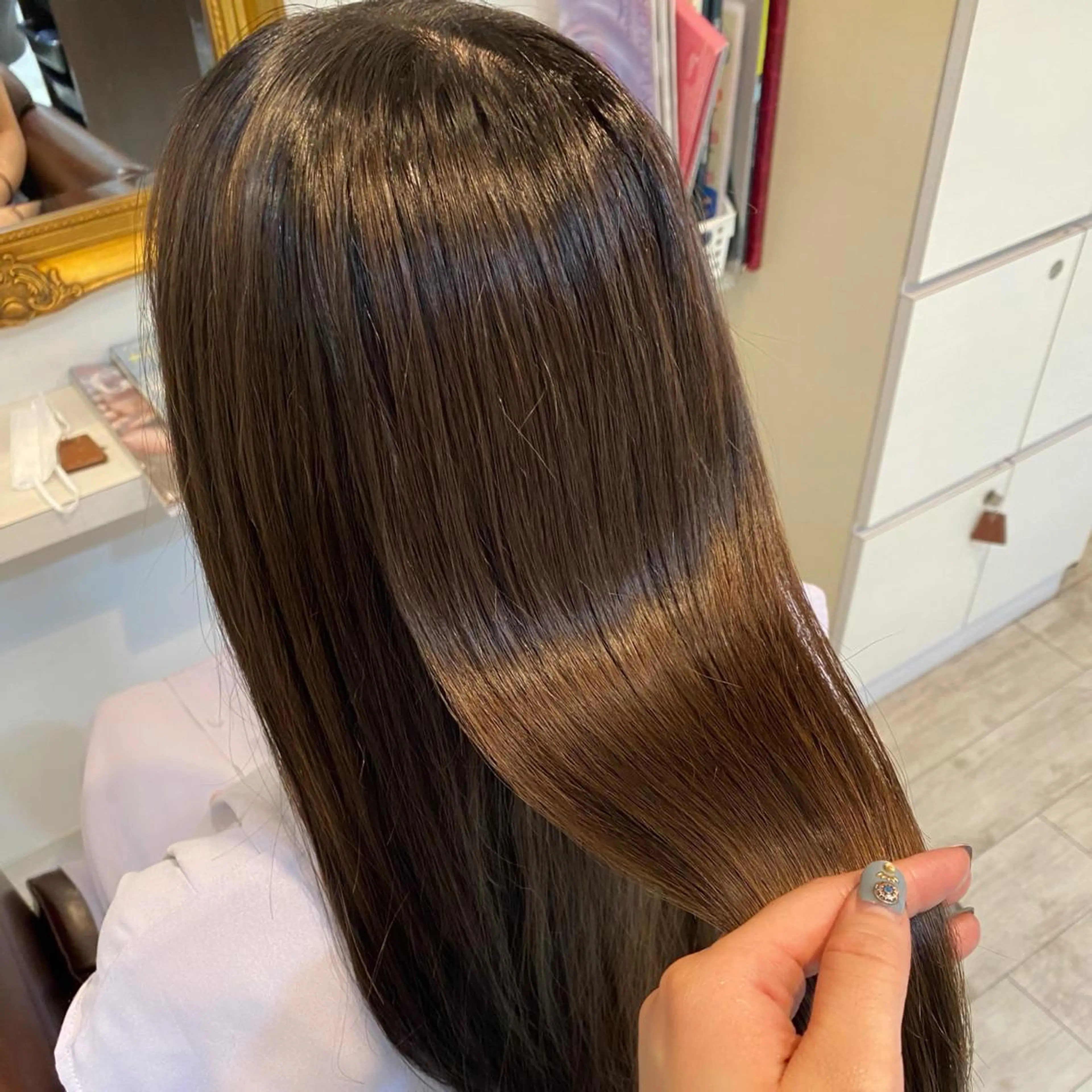 ロング 美髪ヘア 🤍erikaのヘアスタイル