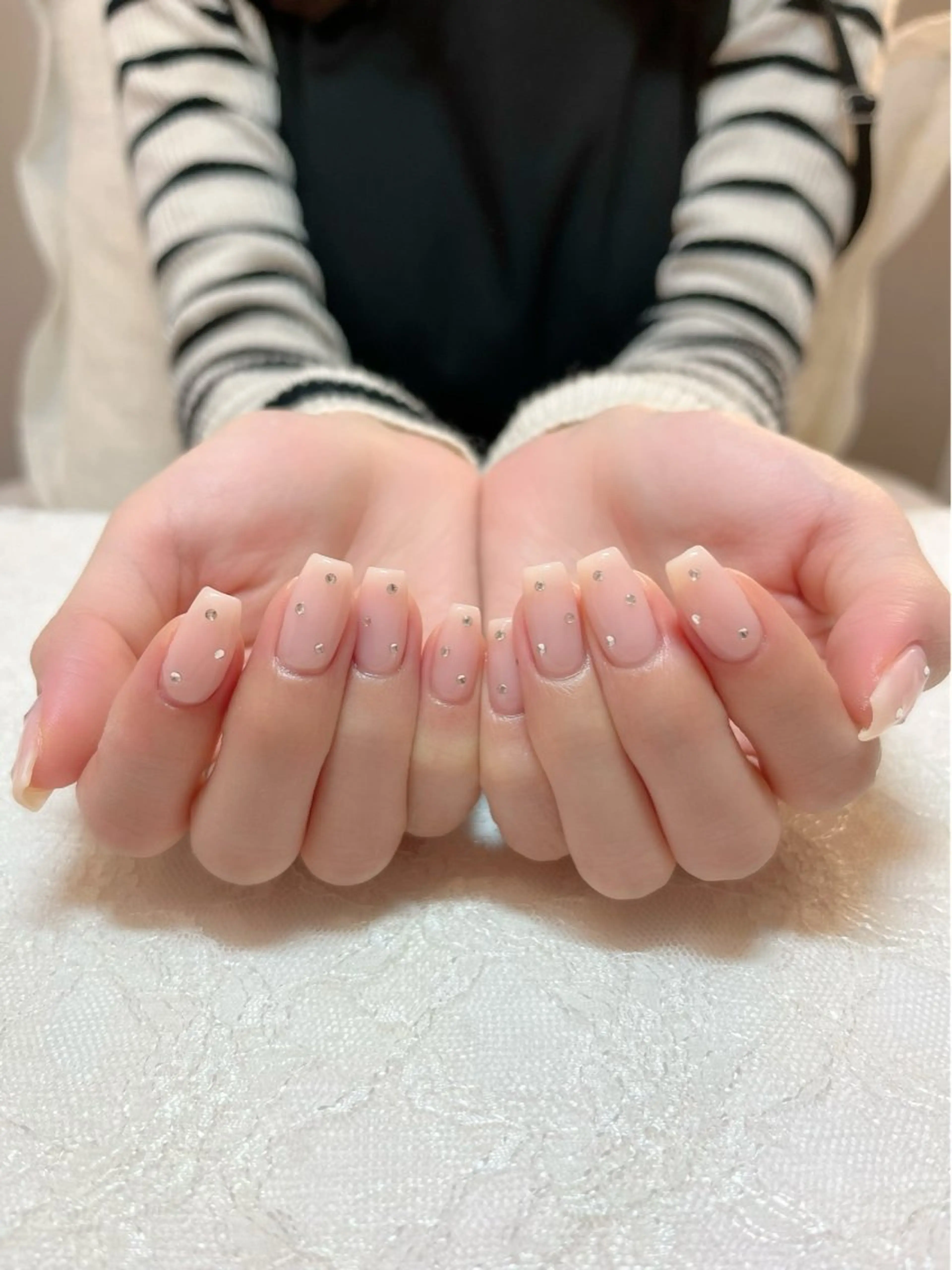 ネイル ストーンネイル ハンドケア aoinail所属・aoi nailのネイルデザイン