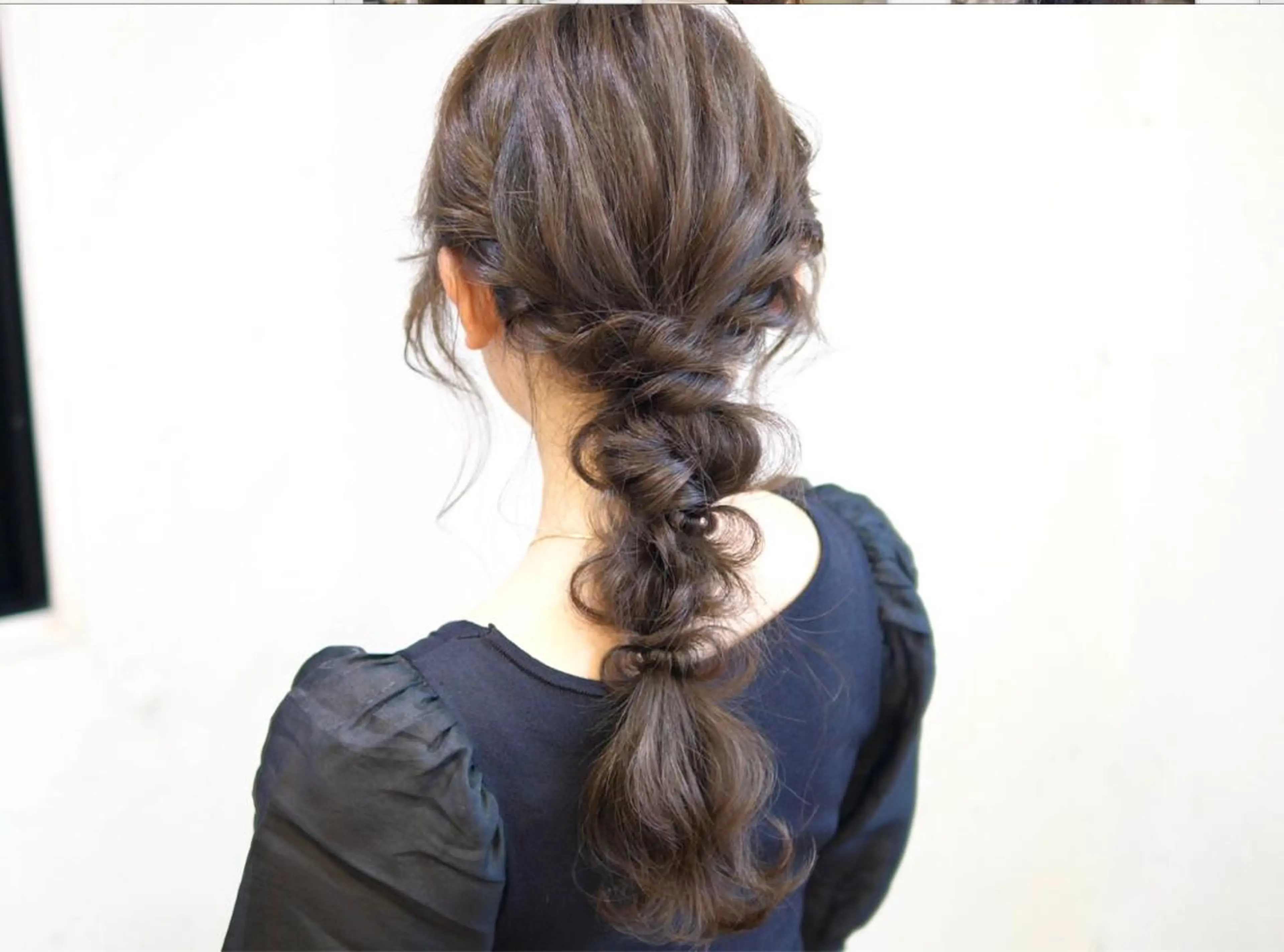 ロング kawakita yoshinoriのヘアスタイル