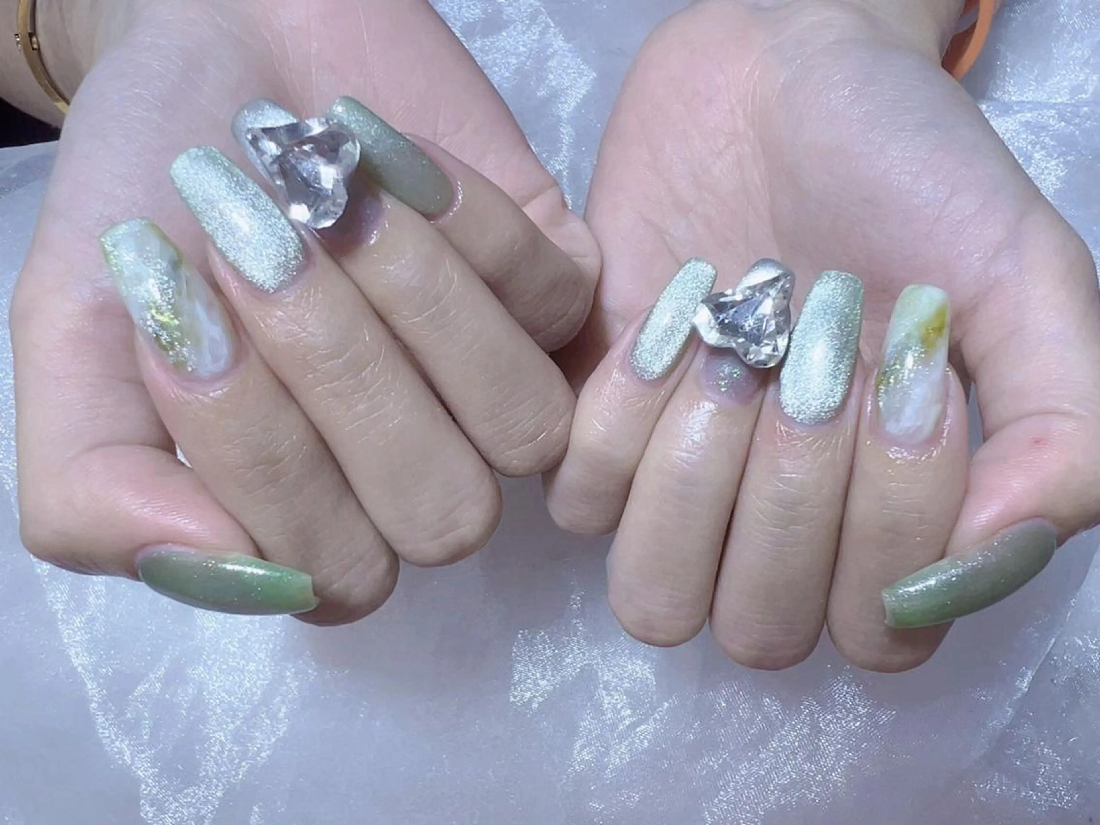 ネイル VIVIAN エイのネイルデザイン