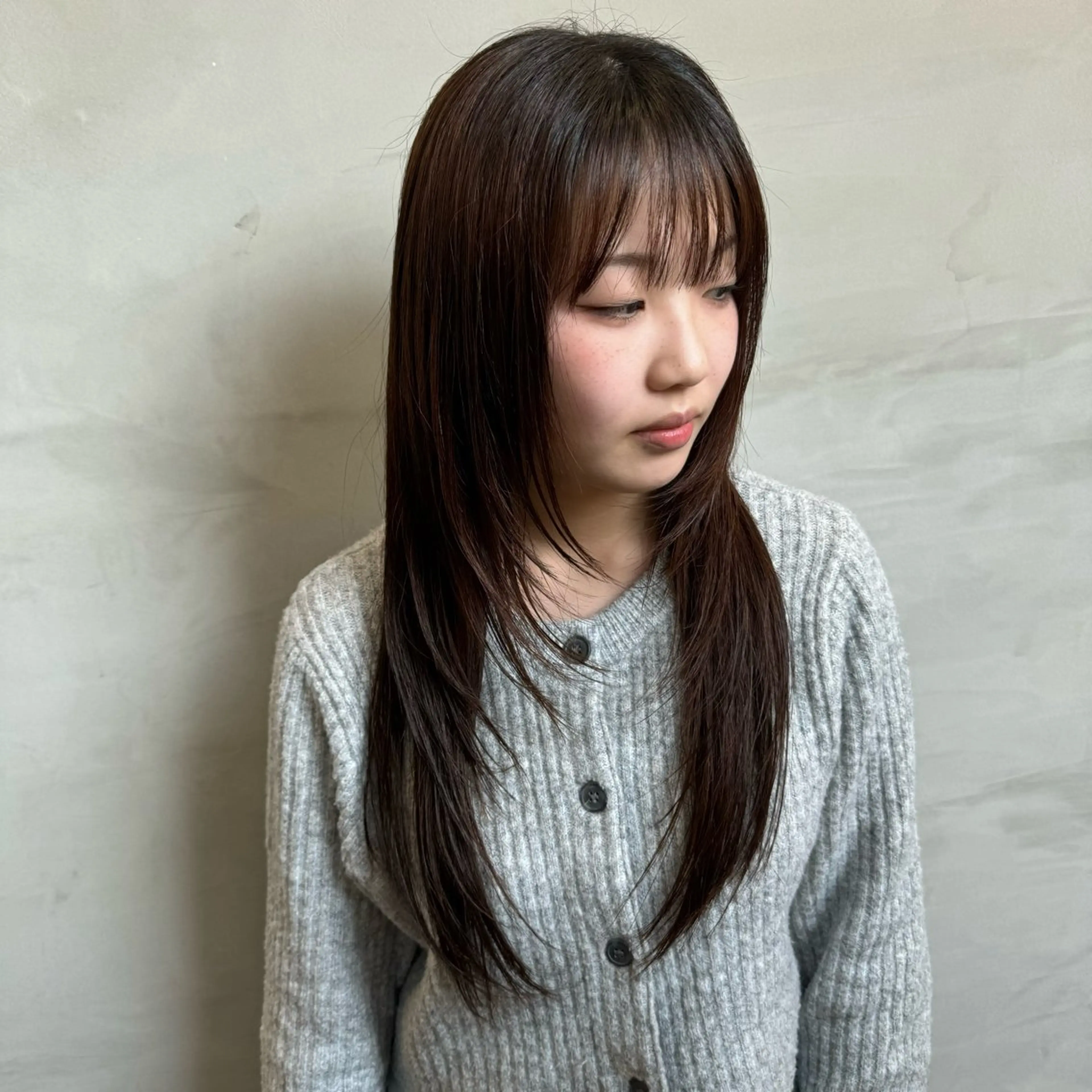 セミロング カラー ヘアアレンジ 顔まわりレイヤー 顔周りカット 韓国風ヘア レイヤーカット カット ヘアカラー トリートメント 🌟🍒ハイトーン 韓国ヘア/ユウミのヘアスタイル