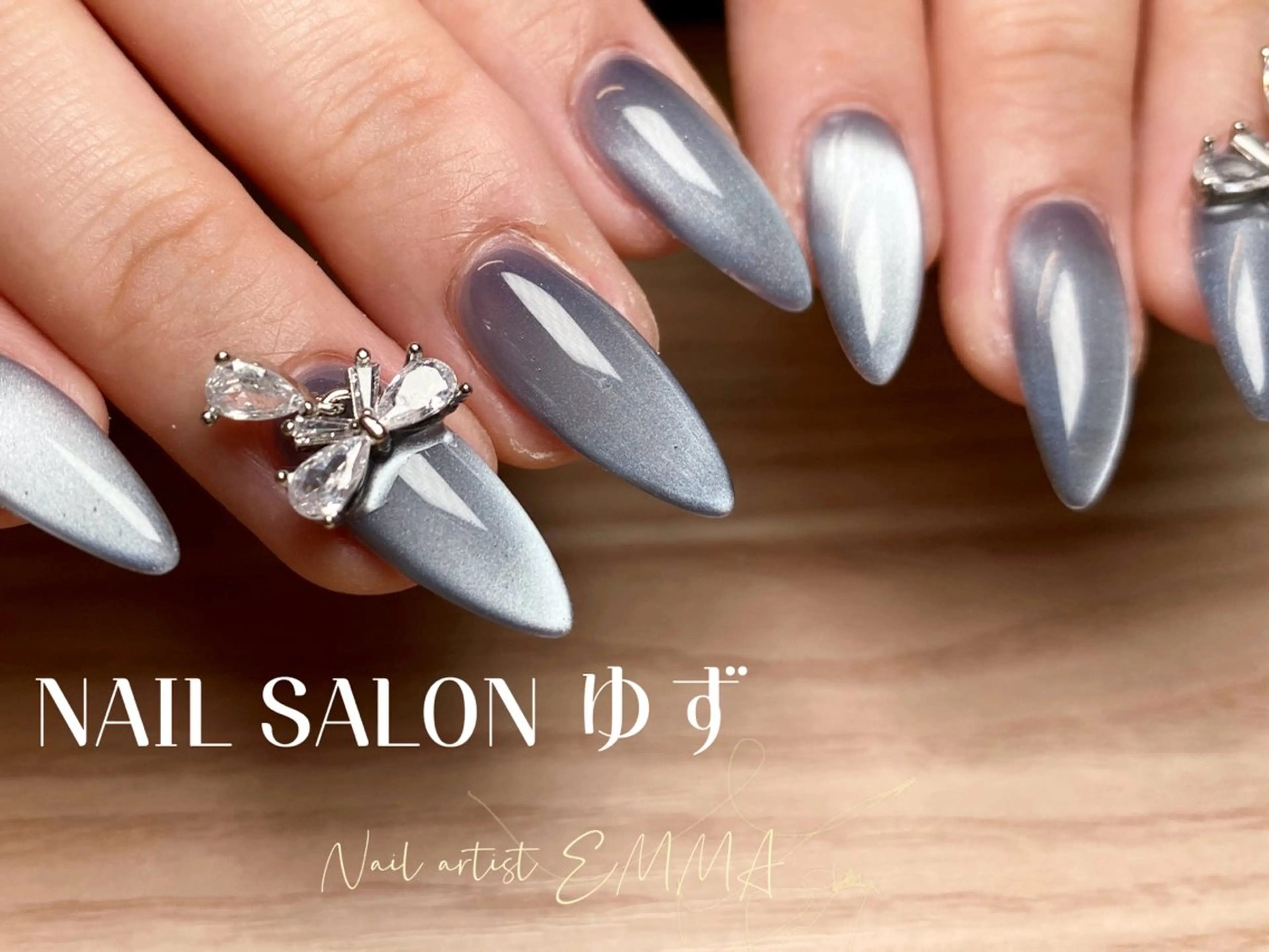 チップ長さだしマグネットネイルの写真