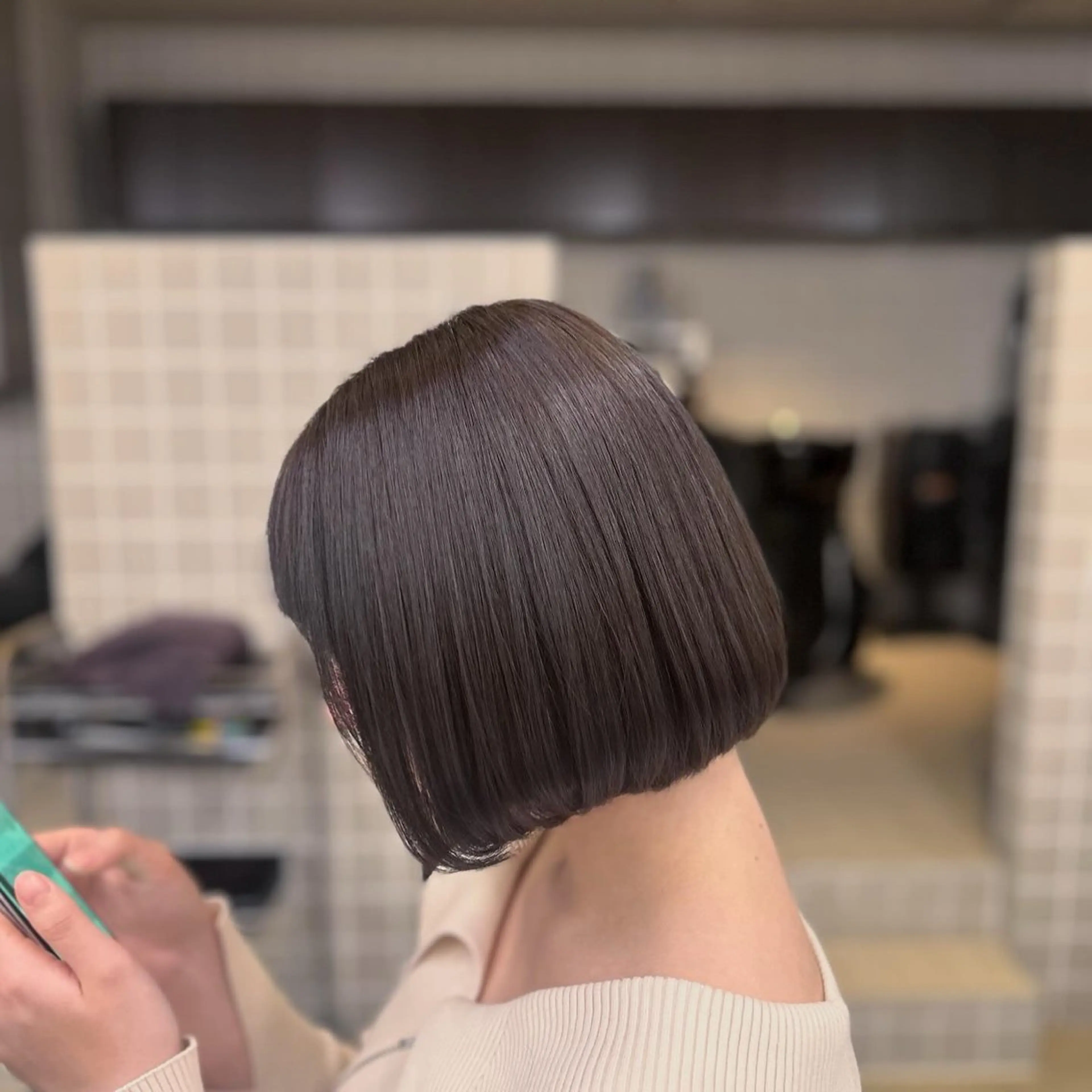 ミディアム カラー パーマ ヘアアレンジ メンズ キッズ カット ヘアカラー トリートメント ヘアセット ブリーチなしカラー/ ブラウン/レイヤーのヘアスタイル