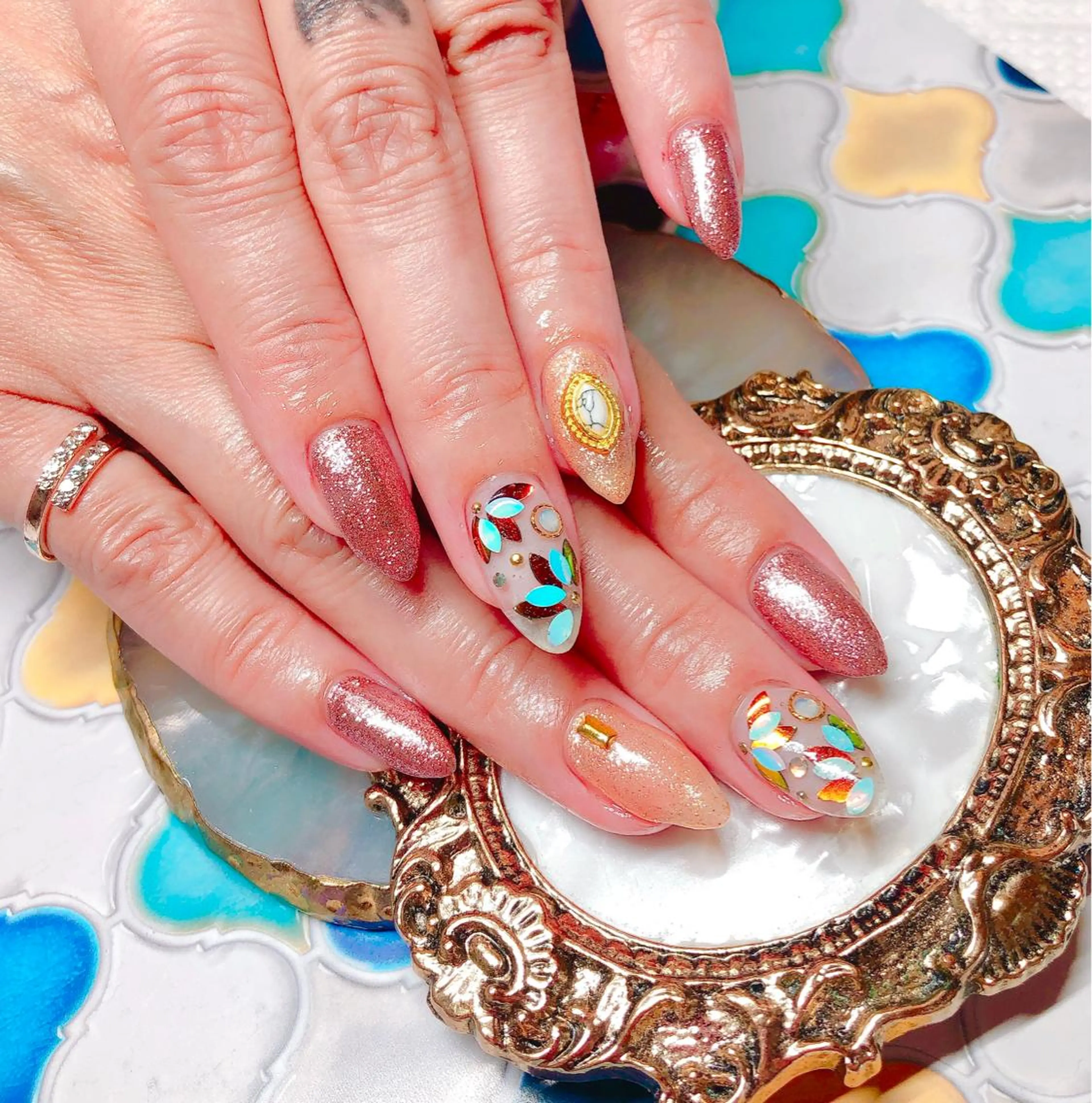 ネイル CROWN プライベートサロンのネイルデザイン