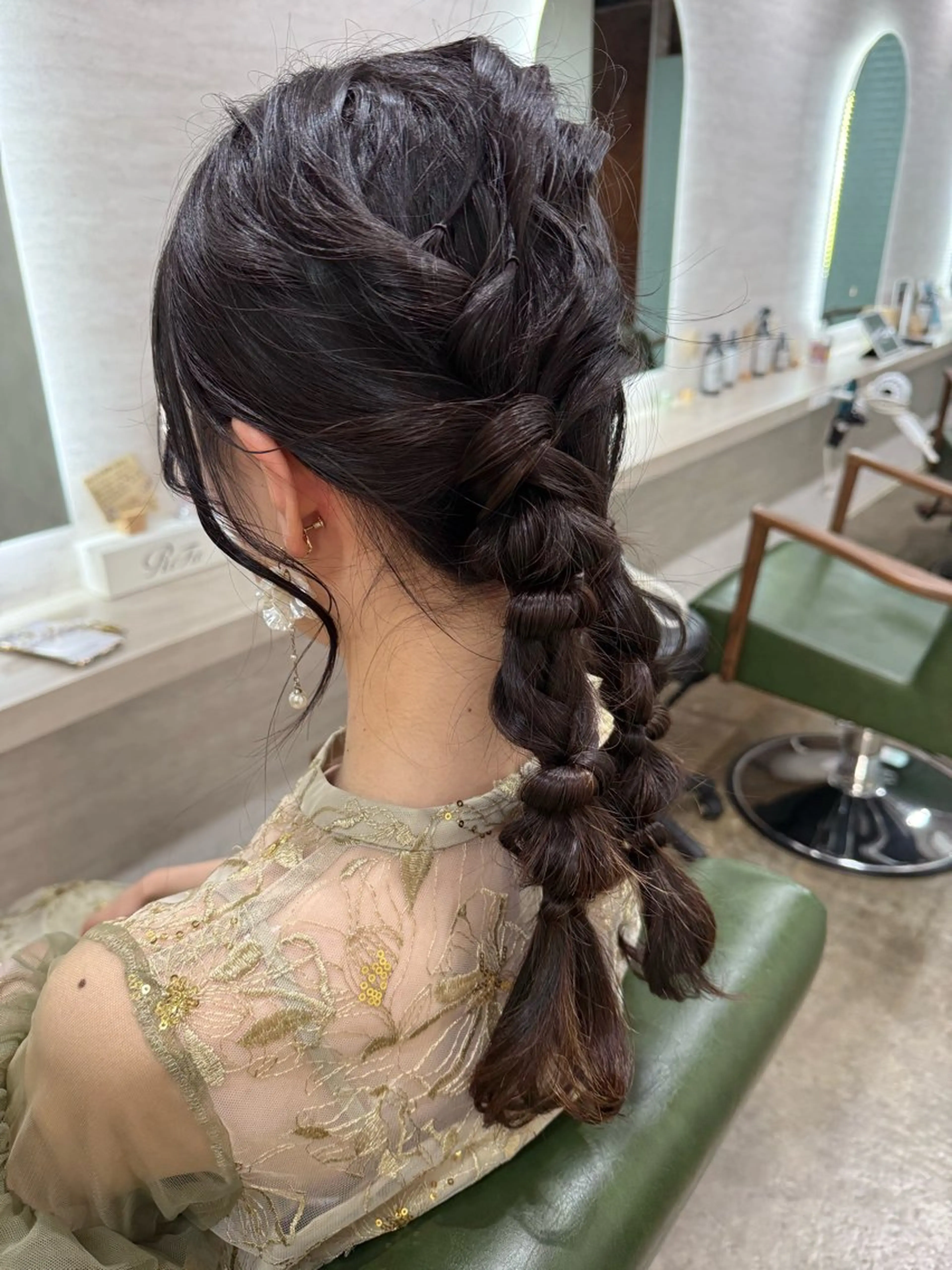 セミロング ヘアアレンジ ヘアセット 🕊髪質改善縮毛矯正 /艶髪/関内🕊あべのヘアスタイル