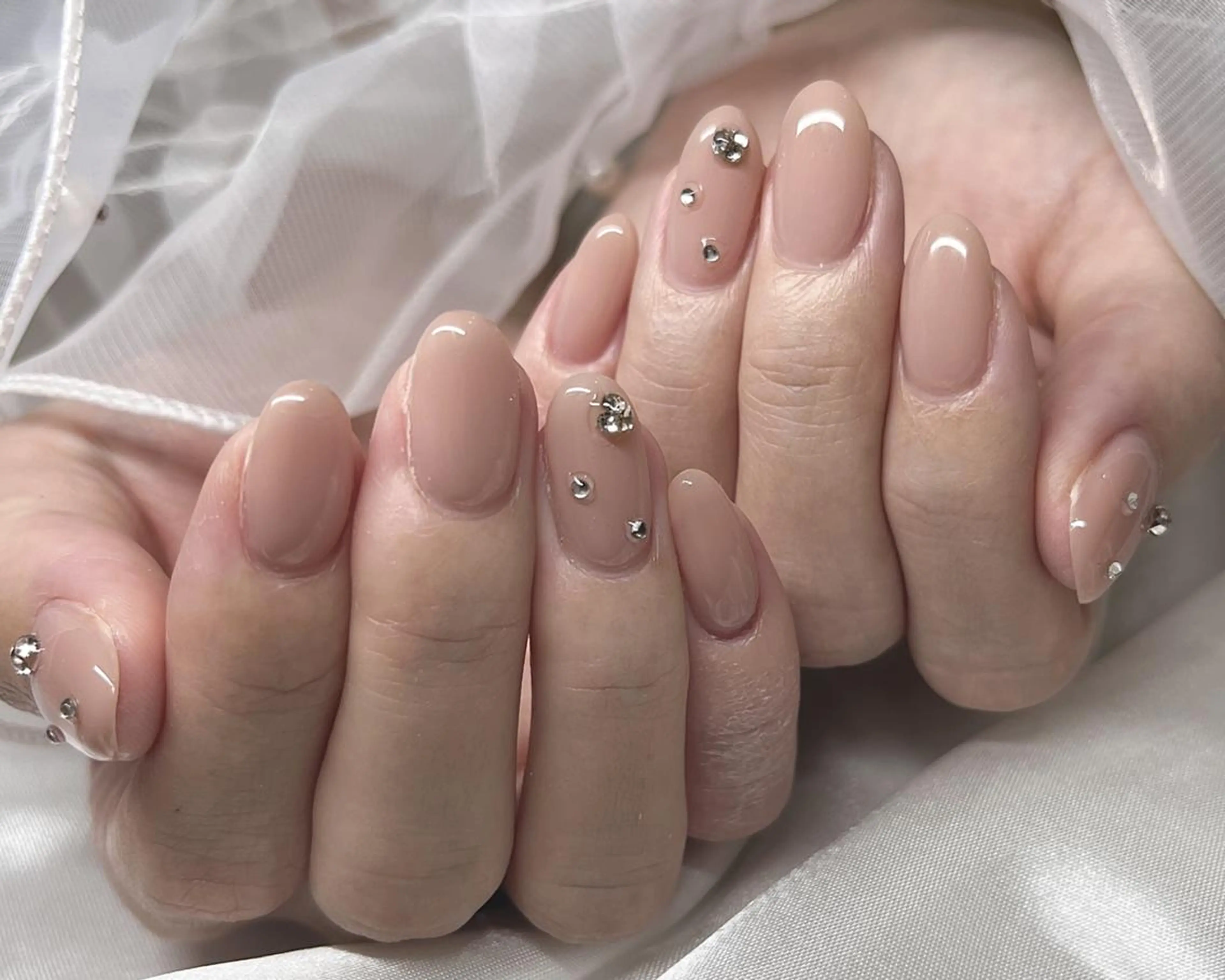 ネイル シンプルネイル ハンドネイル ハンドケア lovit ラビットのネイルデザイン