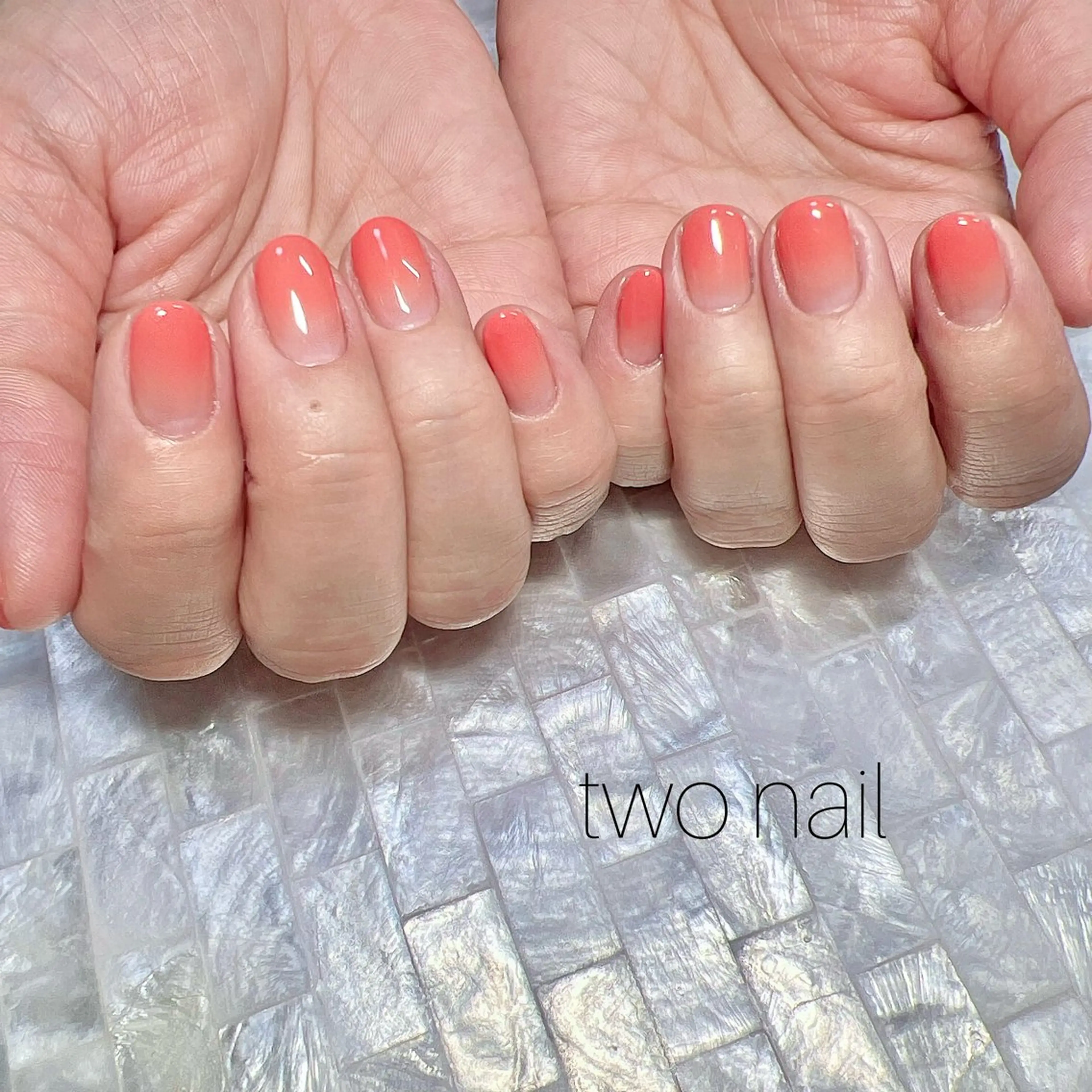 ネイル ネイルチップ ホワイト ハンドネイル two nailのネイルデザイン