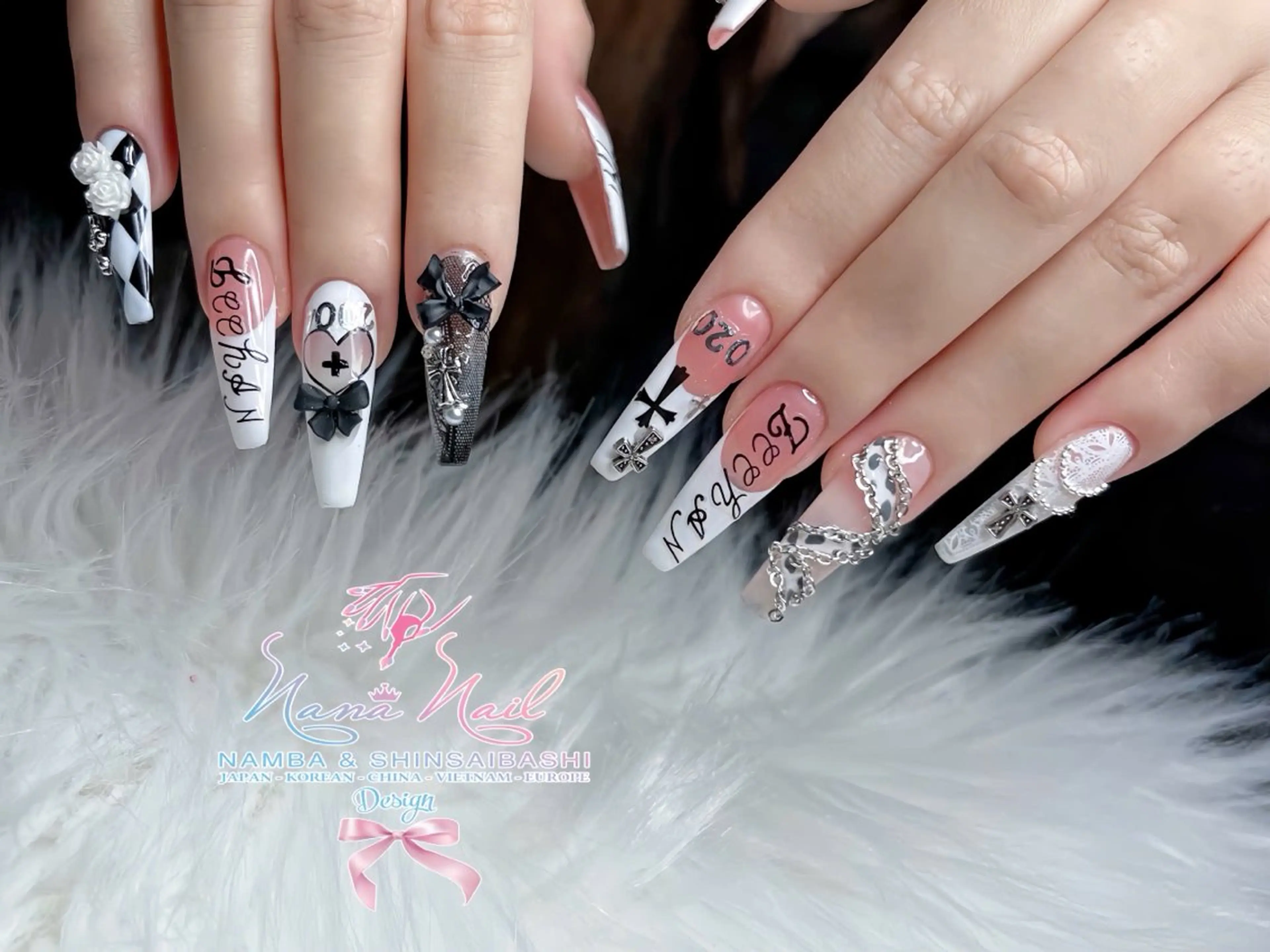 ロング クリスマス リナネイル 長堀橋店／東心斎橋店のネイルデザイン