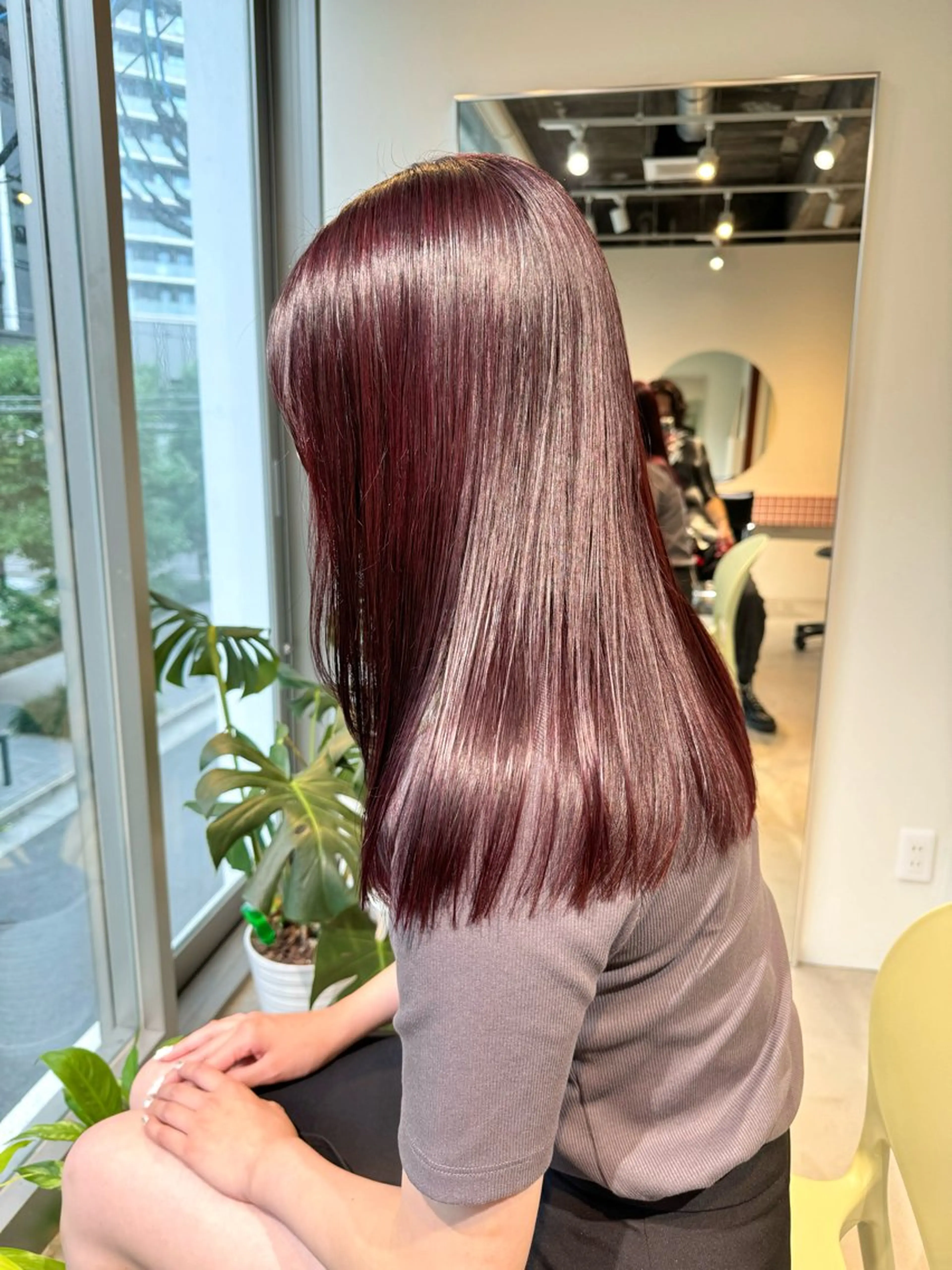 ロング カラー アディクシーカラー アッシュ ベージュカラー グレージュ オリーブカラー 髪質改善スペシャリス ト長尾勇弥/梅田中津のヘアスタイル