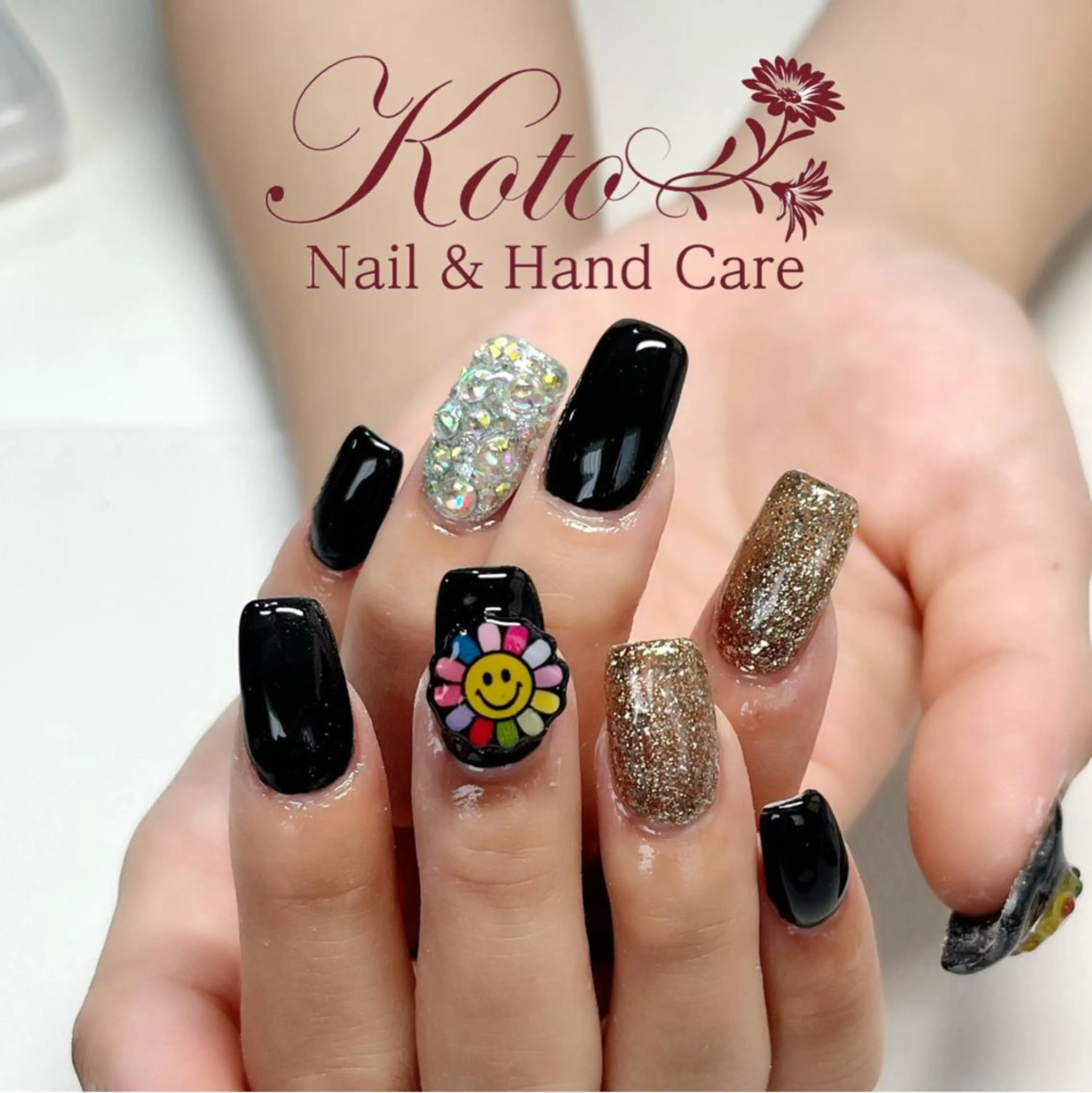 ネイル フットネイル フレンチネイル ジェルネイル ラメ(グリッター) ラメグラデーション Risa ネイルサロンKOTOのネイルデザイン