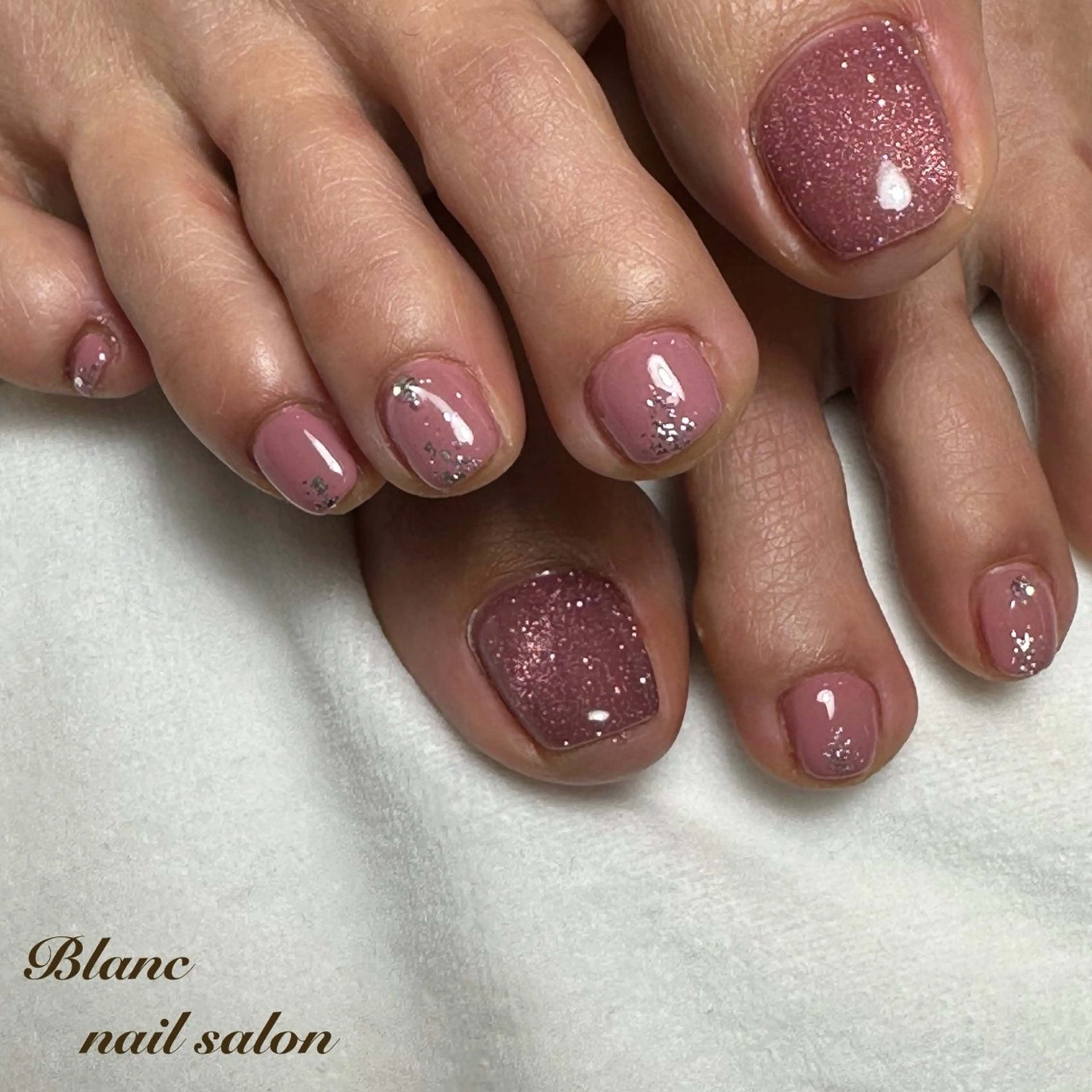 ネイル フットネイル マグネットネイル Blanc ブランのネイルデザイン