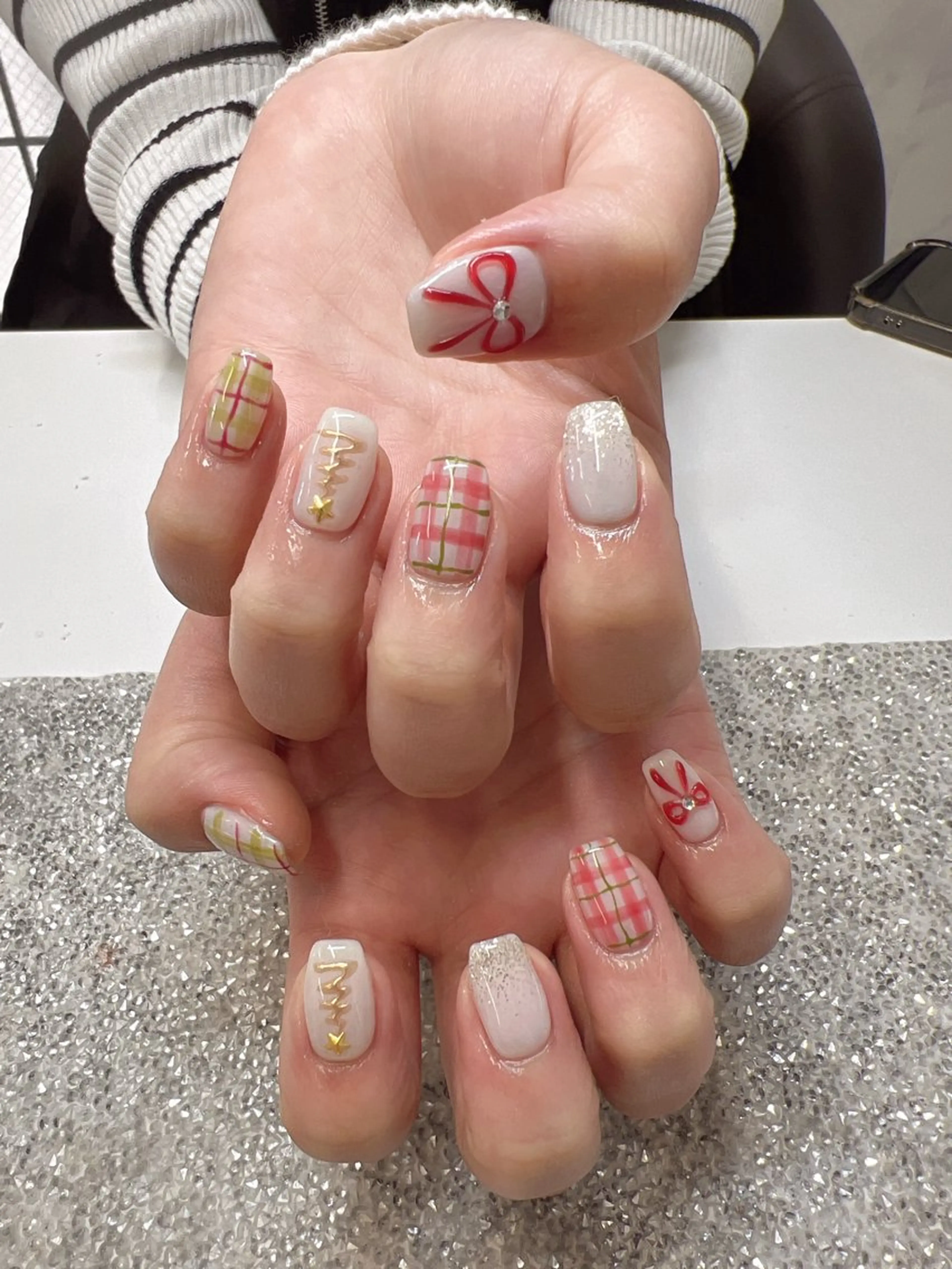 ネイル Guarendo錦糸町店所属・ガレンドウ 白澤 愛子のネイルデザイン