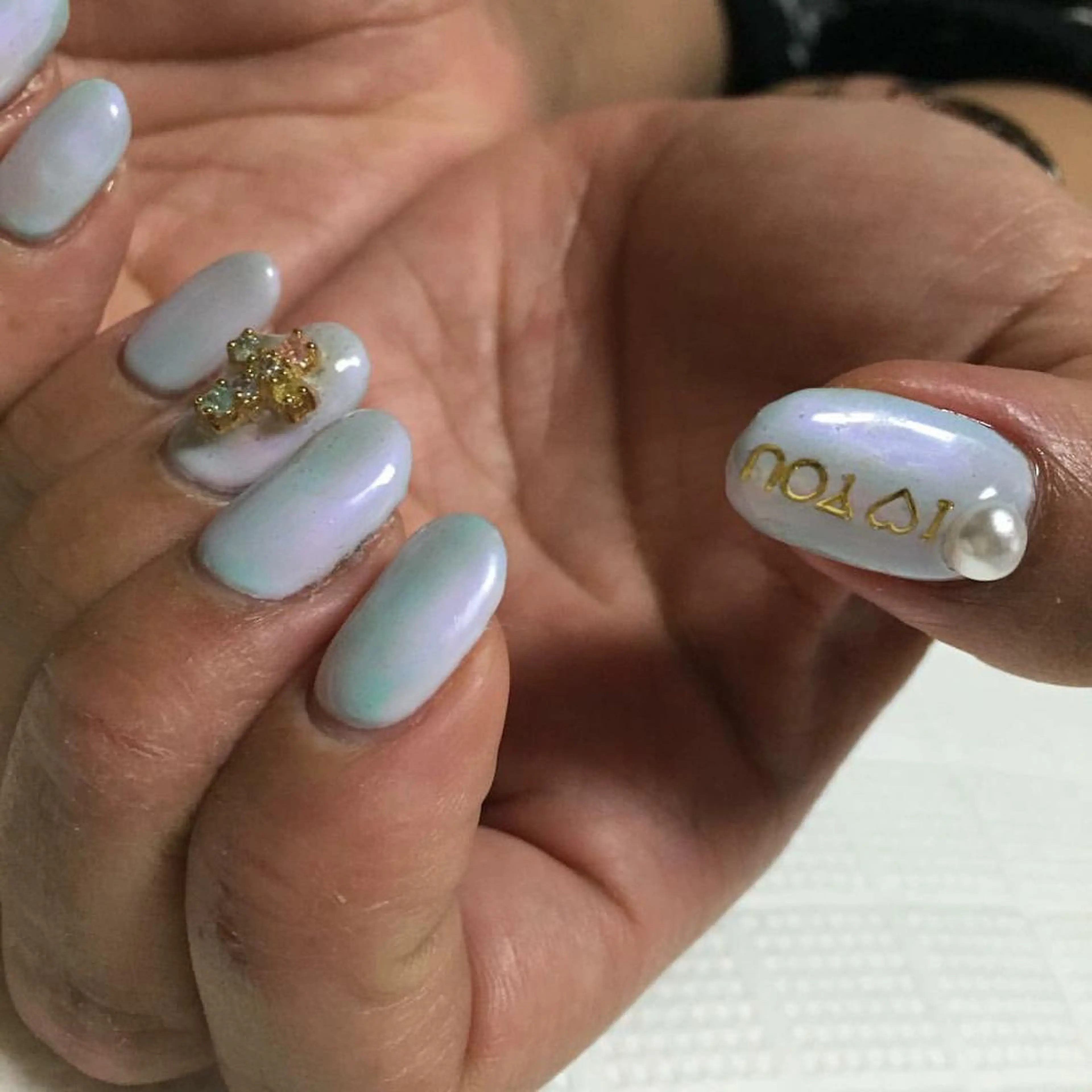 ネイル オーロラネイル ジェルネイル 個室ネイルサロンDolly  Girl〜ドーリーガール〜所属・DollyGirl KYOKOのネイルデザイン