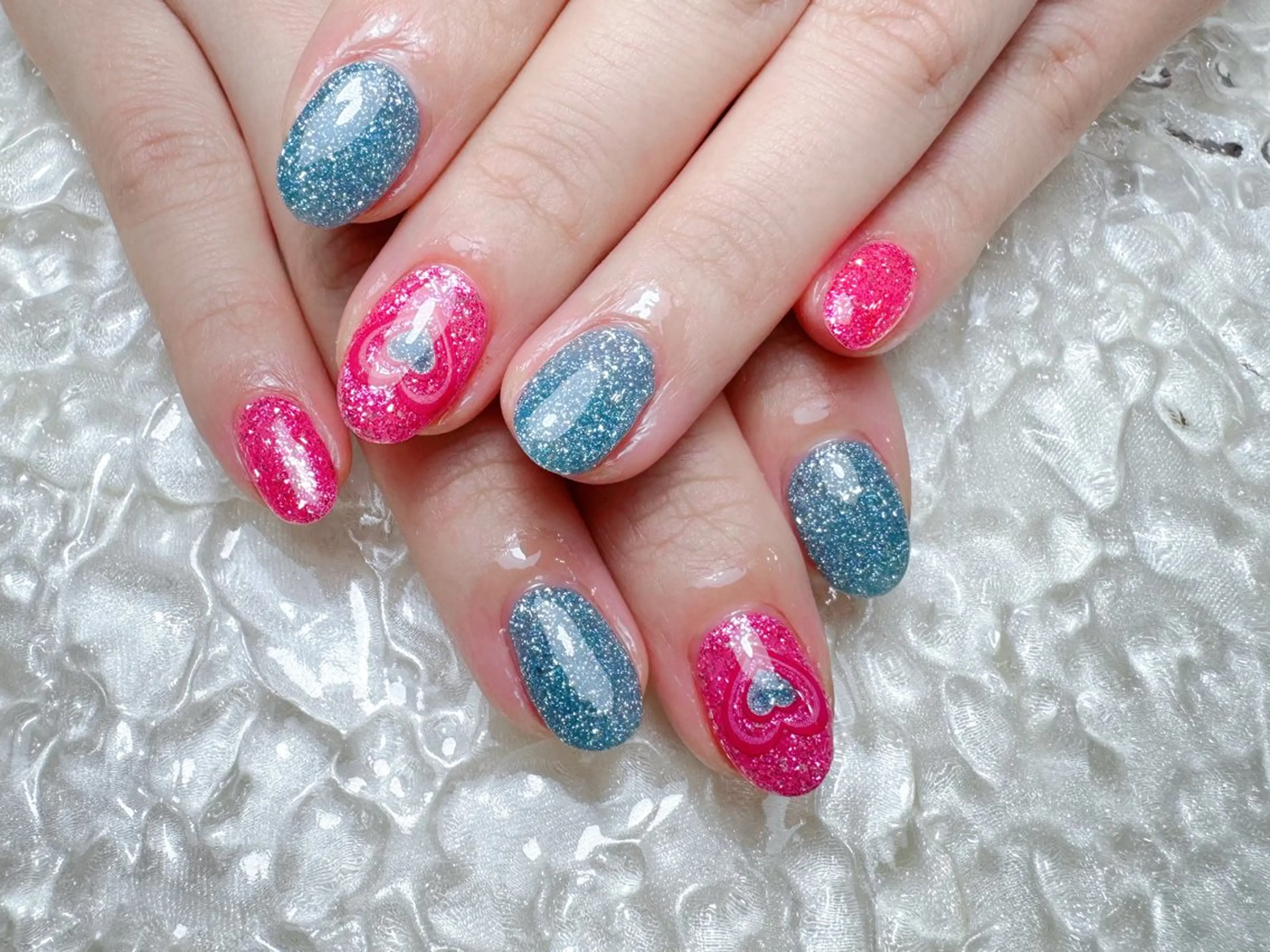 ネイル ハンドネイル マジックミラー所属・マジック ミラーのネイルデザイン