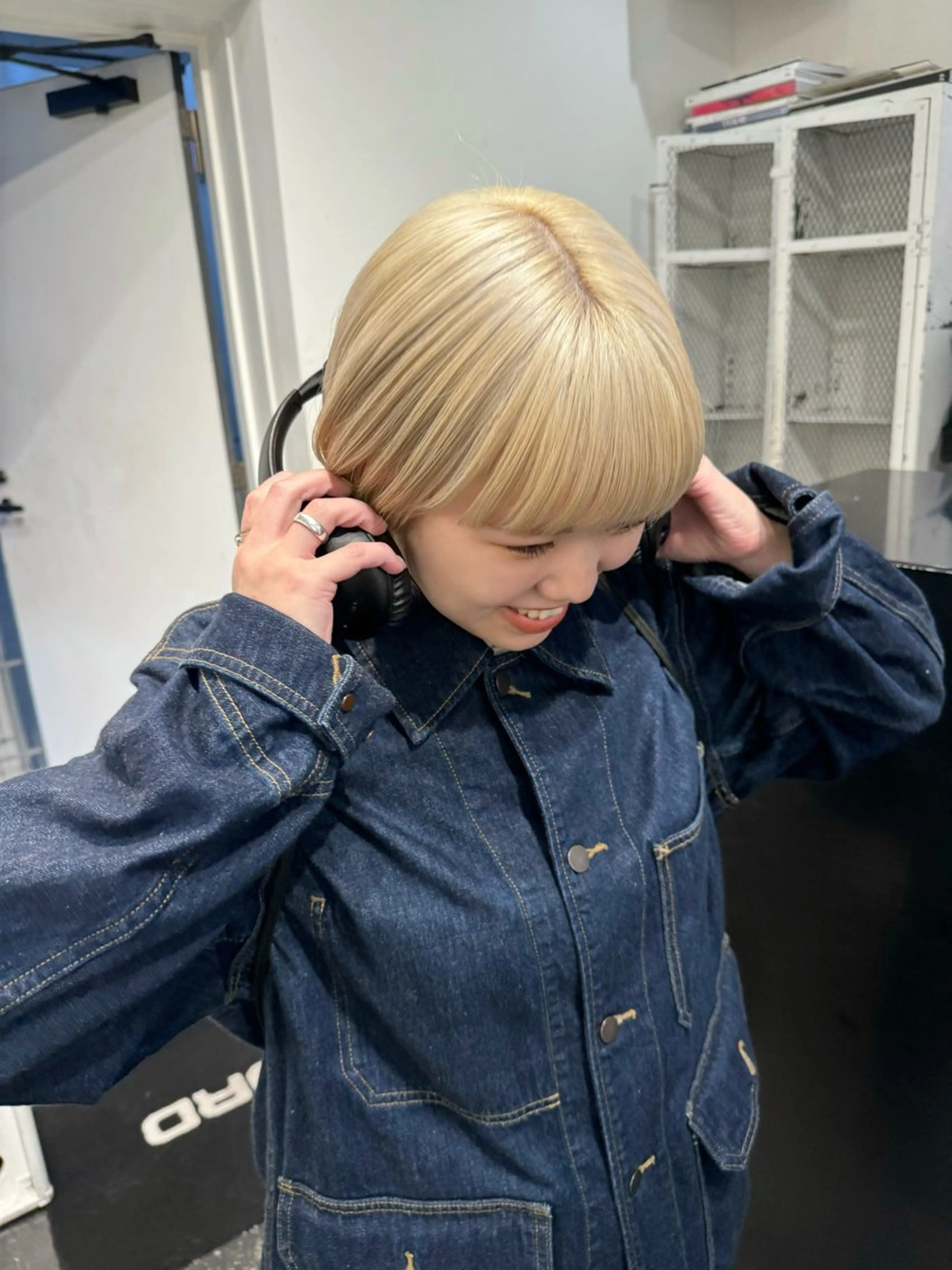 ショート カラー ヘアアレンジ ブリーチ ブロンド カット ヘアカラー トリートメント 艶ハイトーン/ヘア アレンジAYAKAのヘアスタイル