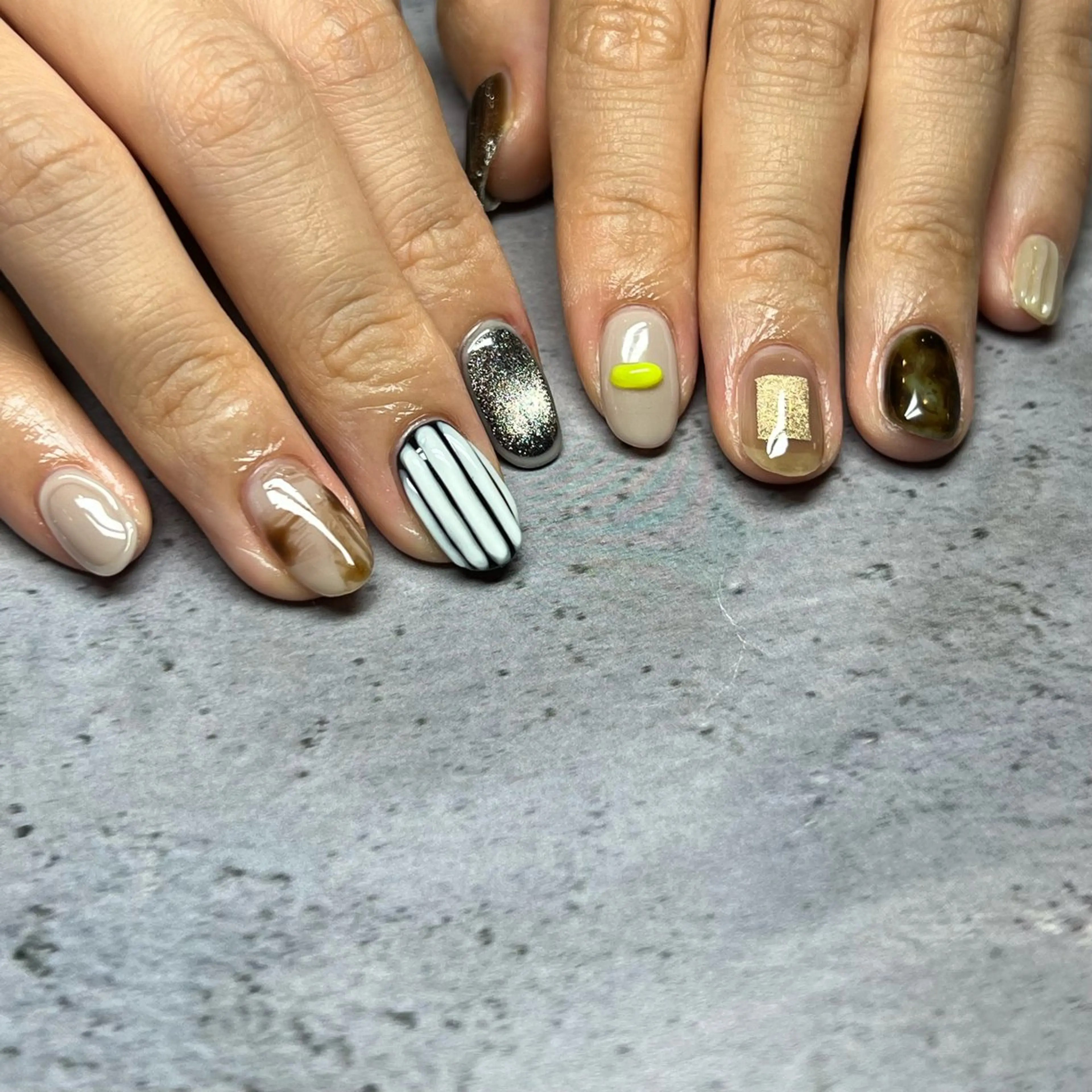 ネイル ハンドネイル 𝐫𝐚𝐢 𝐧𝐚𝐢𝐥の眉毛・アイブロウイメージ