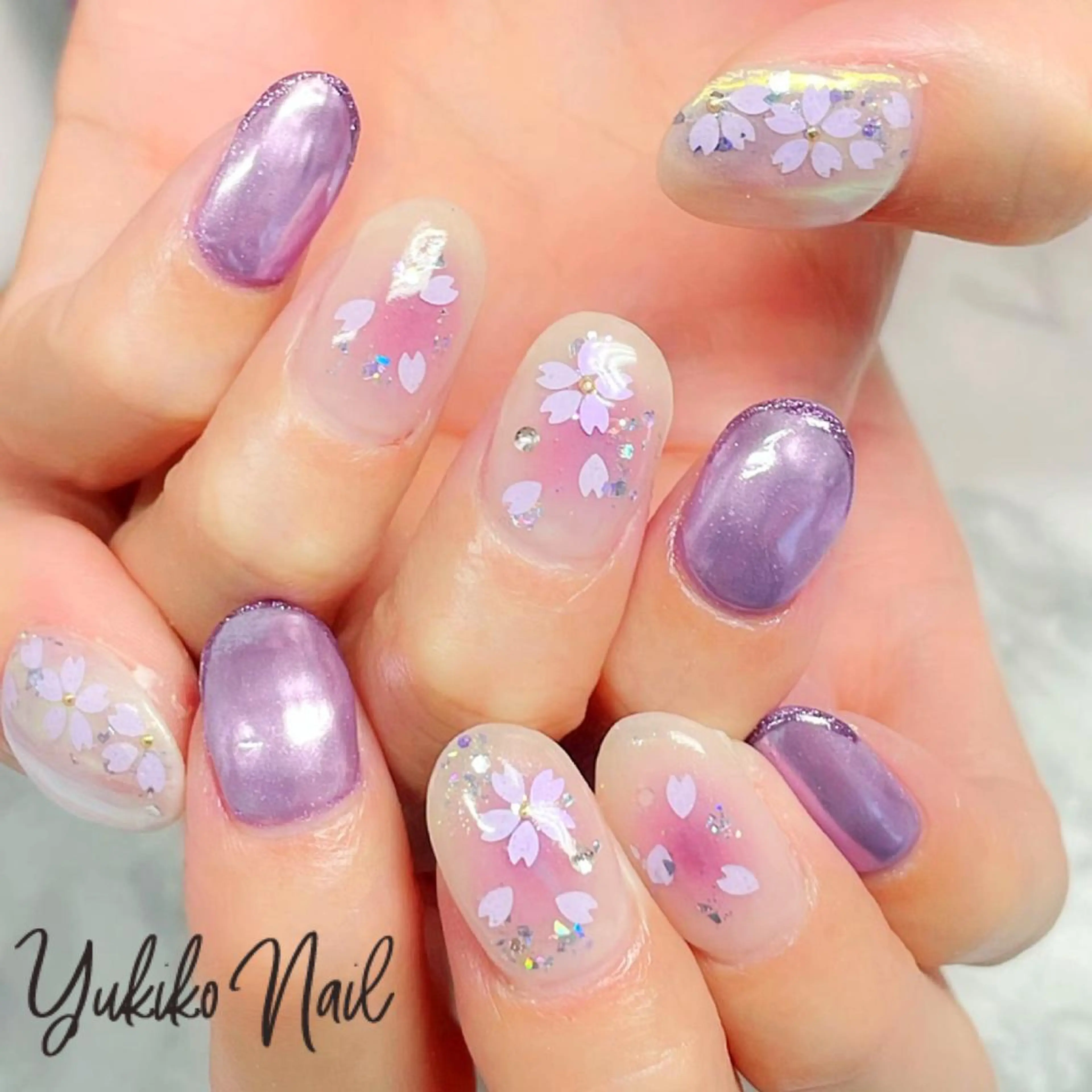 ネイル チークネイル 桜ネイル キラキラネイル ミラーネイル 春ネイル ハンドネイル ユキコ ネイルのネイルデザイン