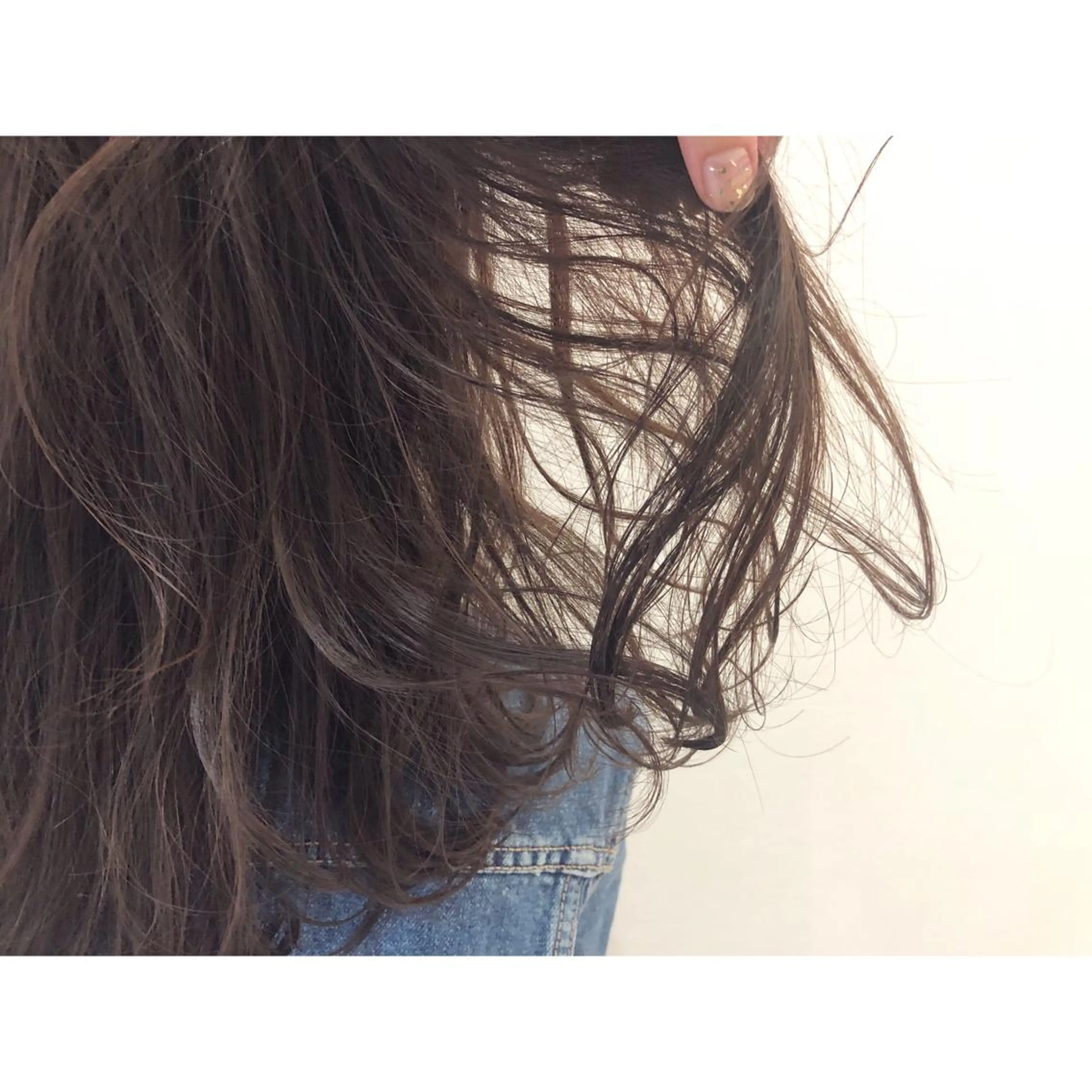 セミロング カラー ブリーチ ブリーチなしカラー パープルカラー 外国人風カラー 美容室Violet所属・伊藤 ひかりのヘアスタイル