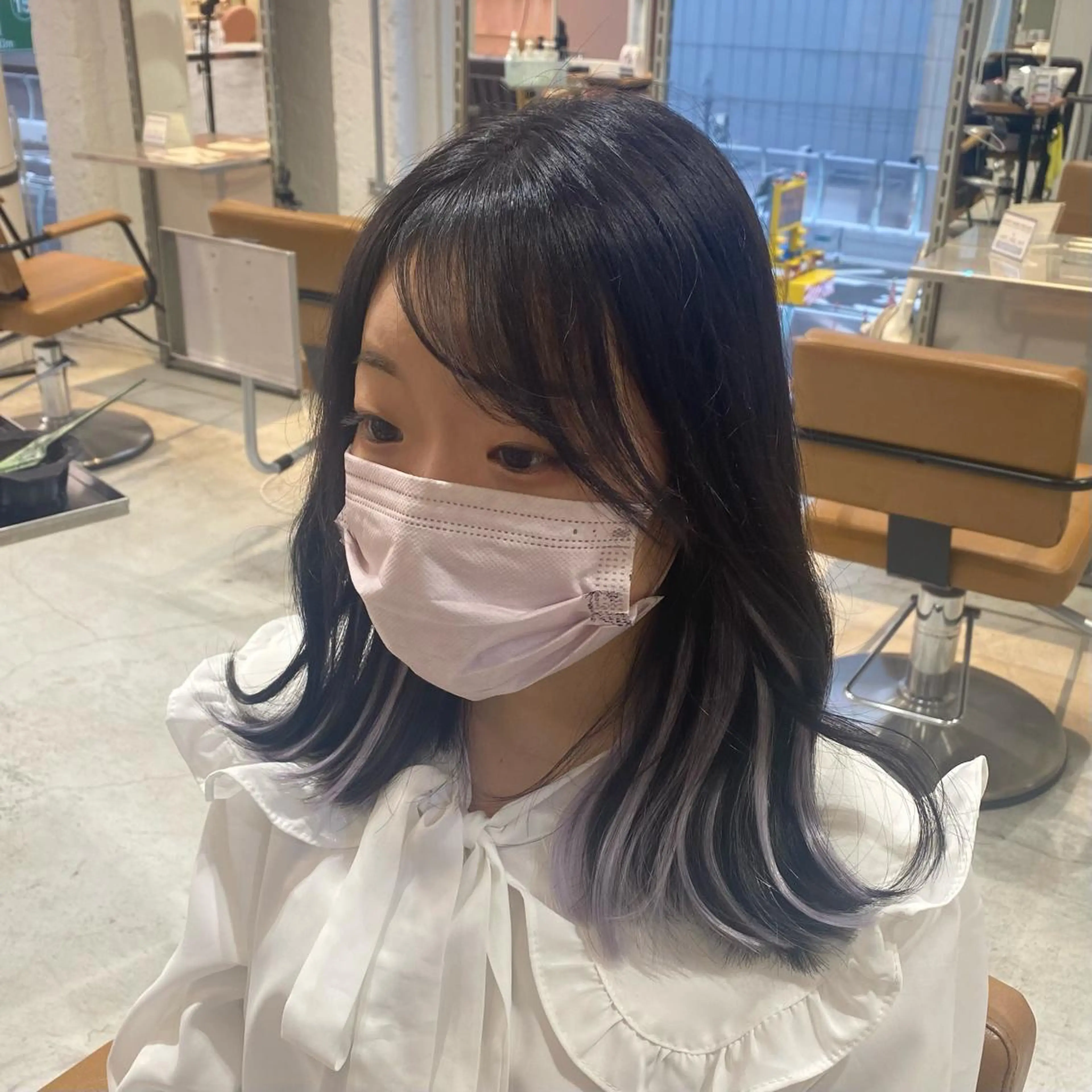 ミディアム カラー 黒髪 ブルーカラー ブルーブラック エクステ 韓国・網紅 🦋HONOKA🦋のヘアスタイル