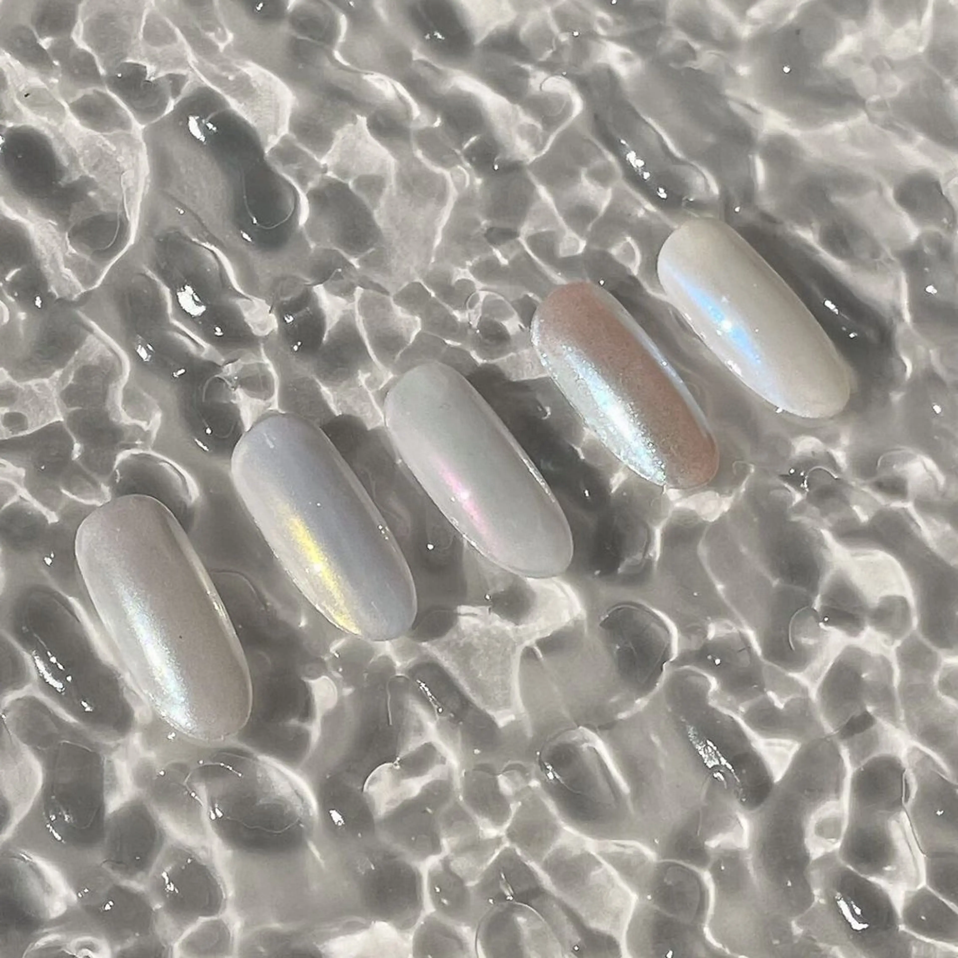 foot ミラーネイルの写真