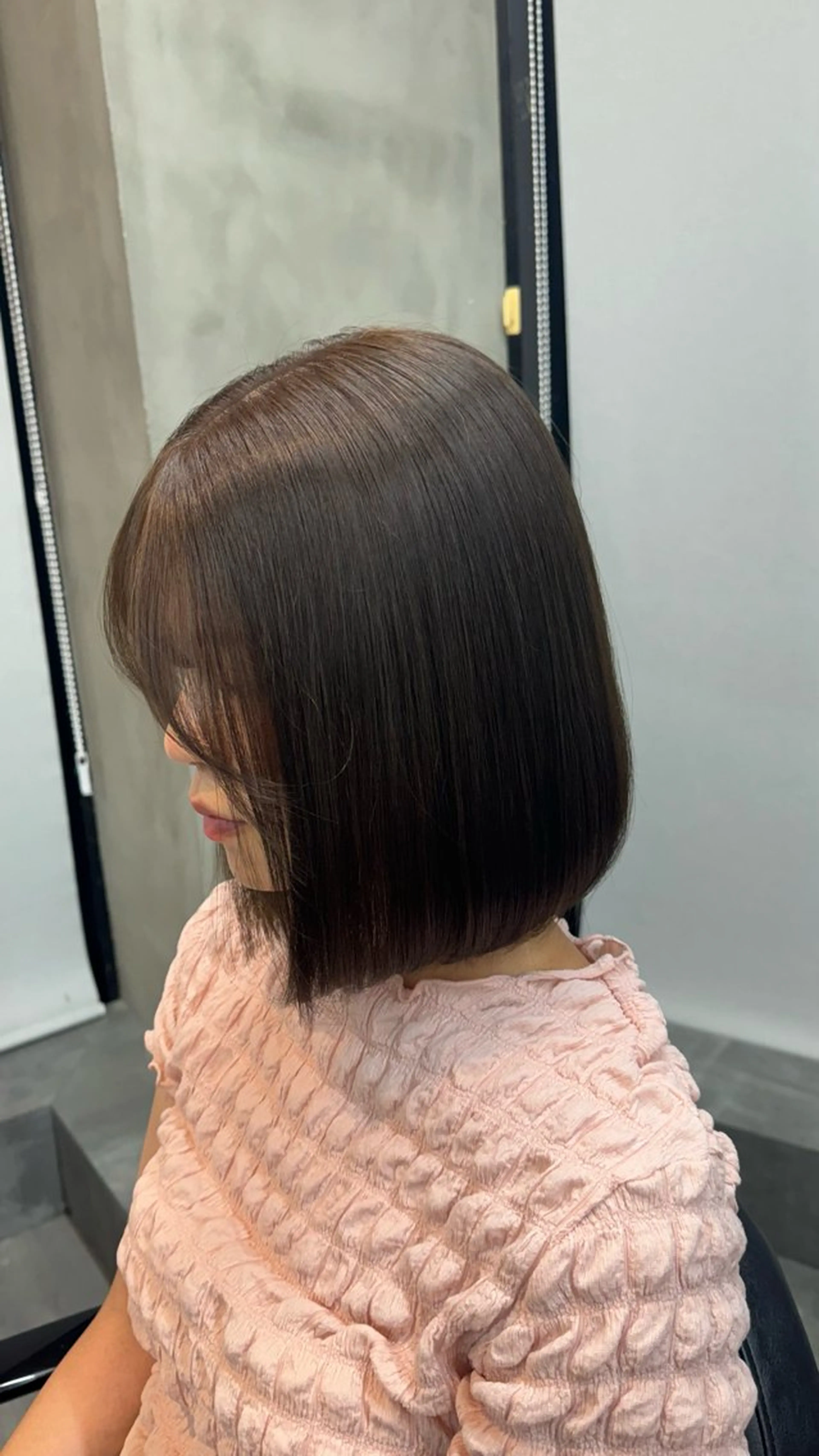 ショート カラー 吉本 愛花のヘアスタイル