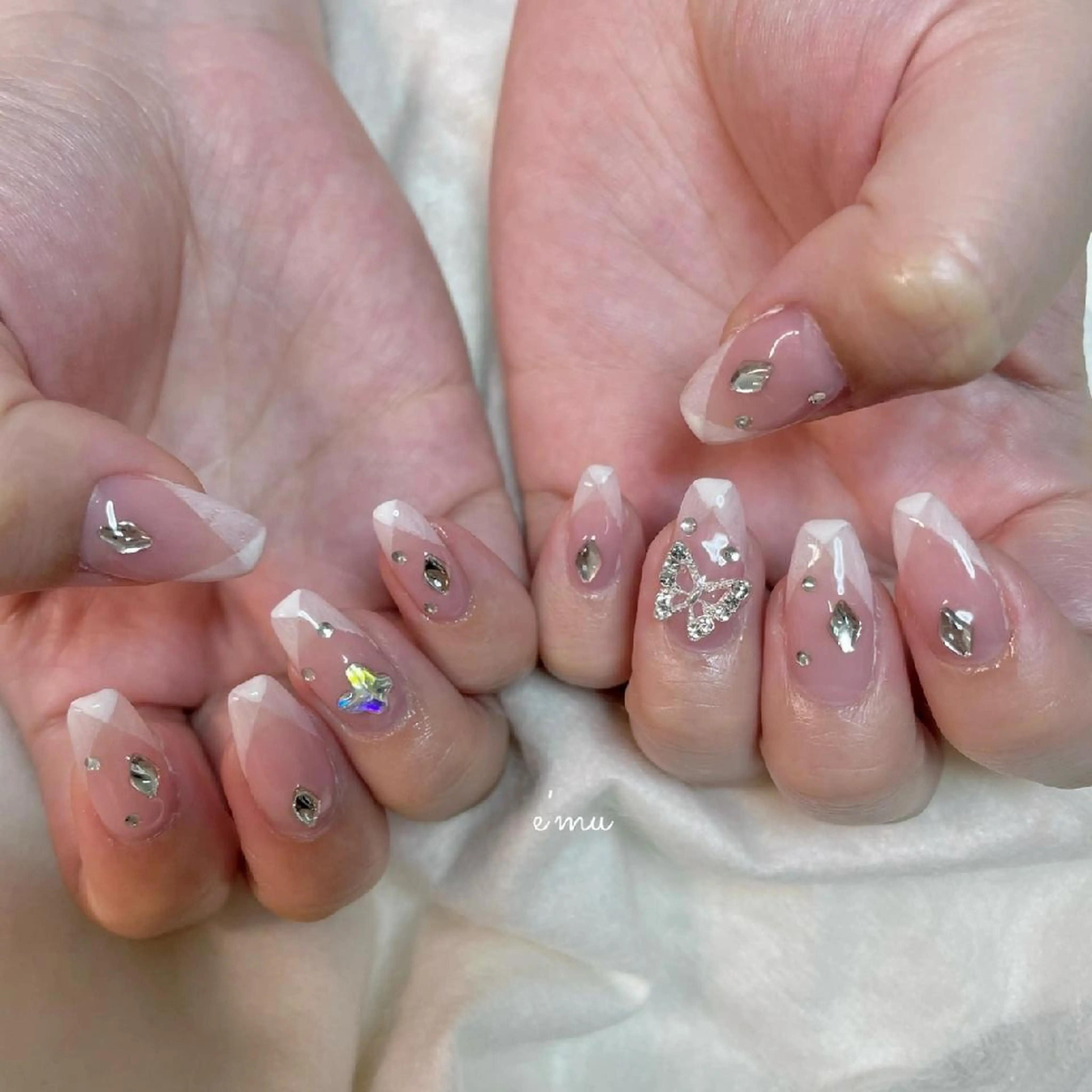 ネイル フレンチネイル ワンホンネイル nail salon e'mu💐のネイルデザイン