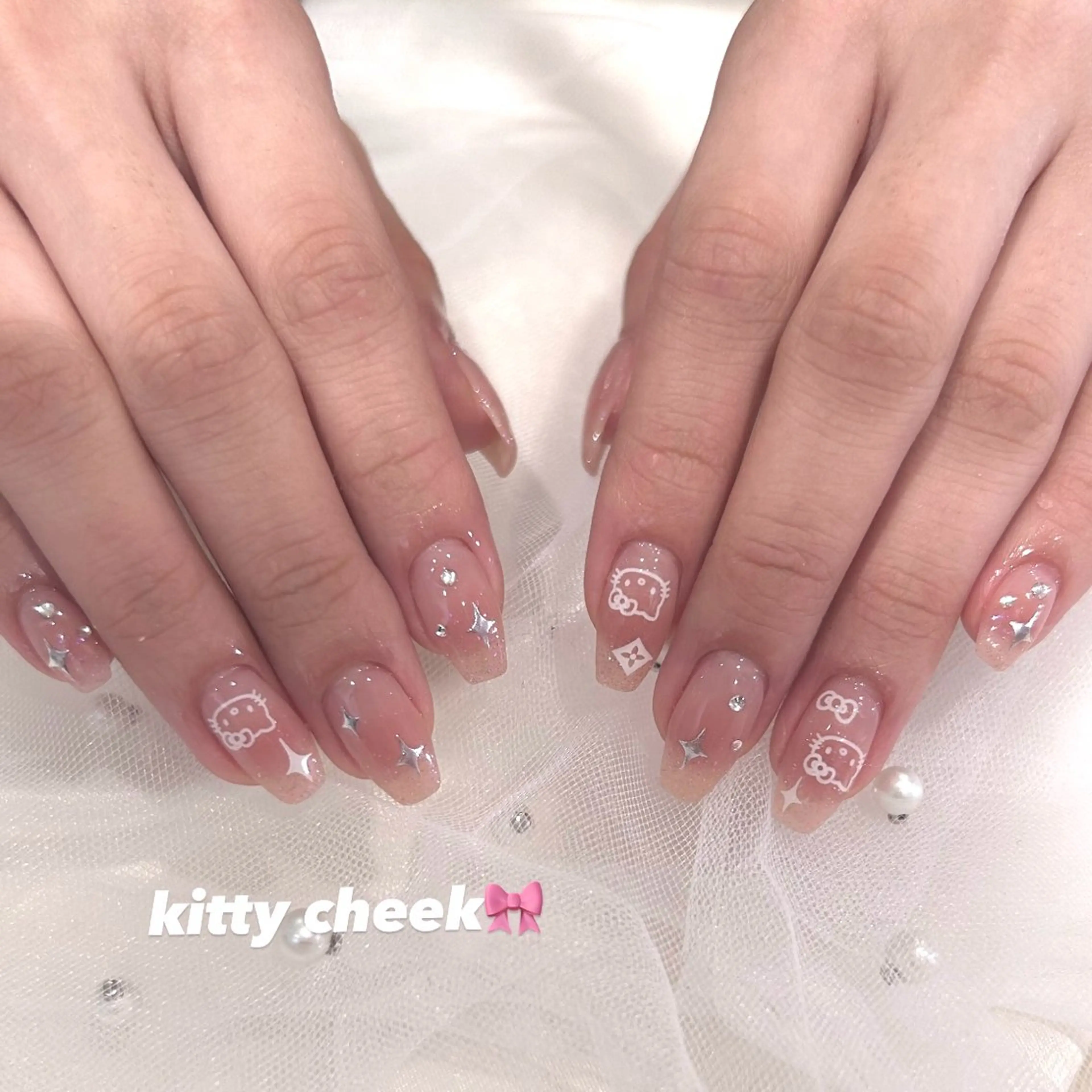 ネイル 長瀬 瑠霞のネイルデザイン