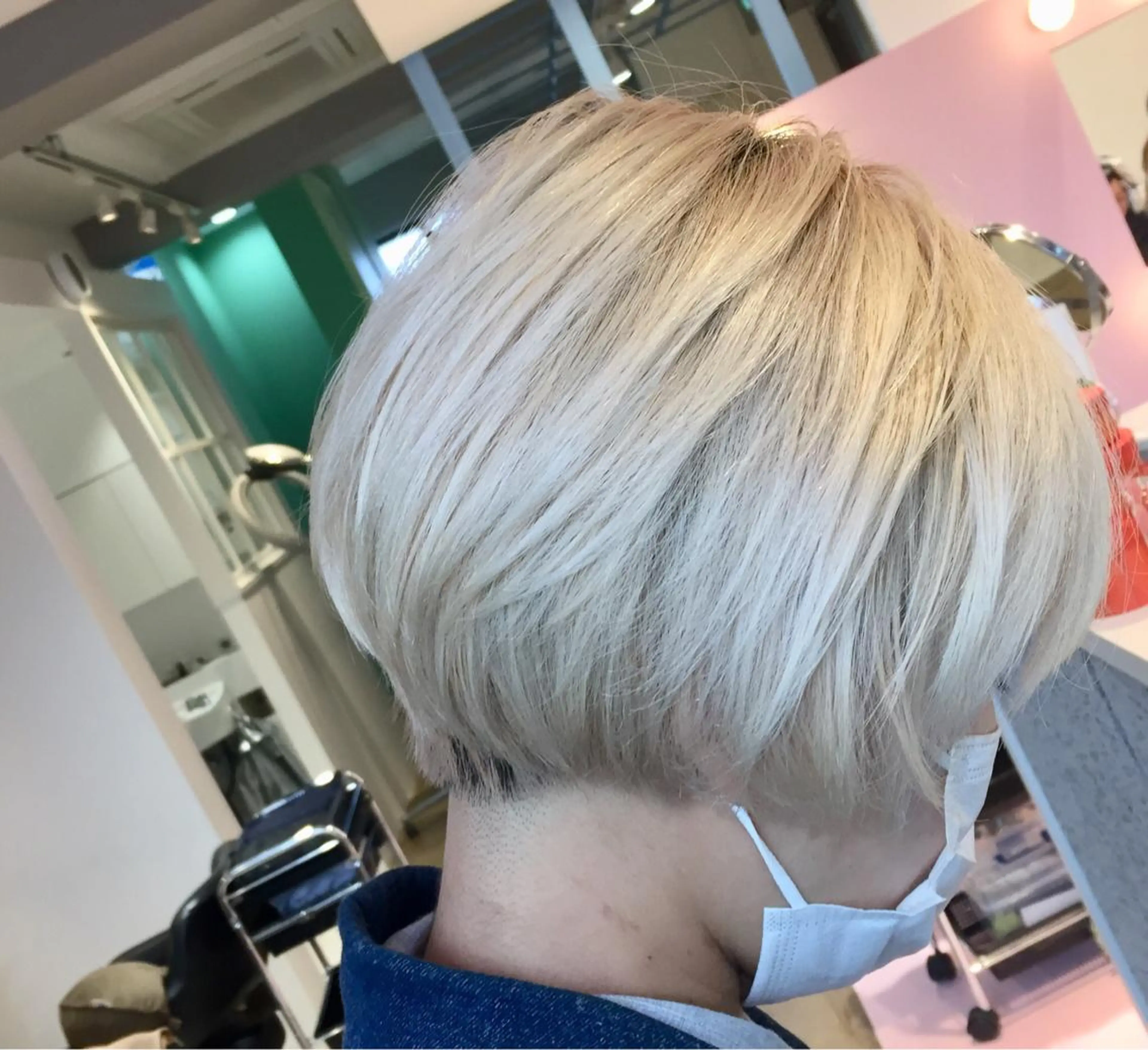 ショート ショートヘア カット ヘアカラー トリートメント 所渉/韓国レイヤー /ウルフカットのヘアスタイル