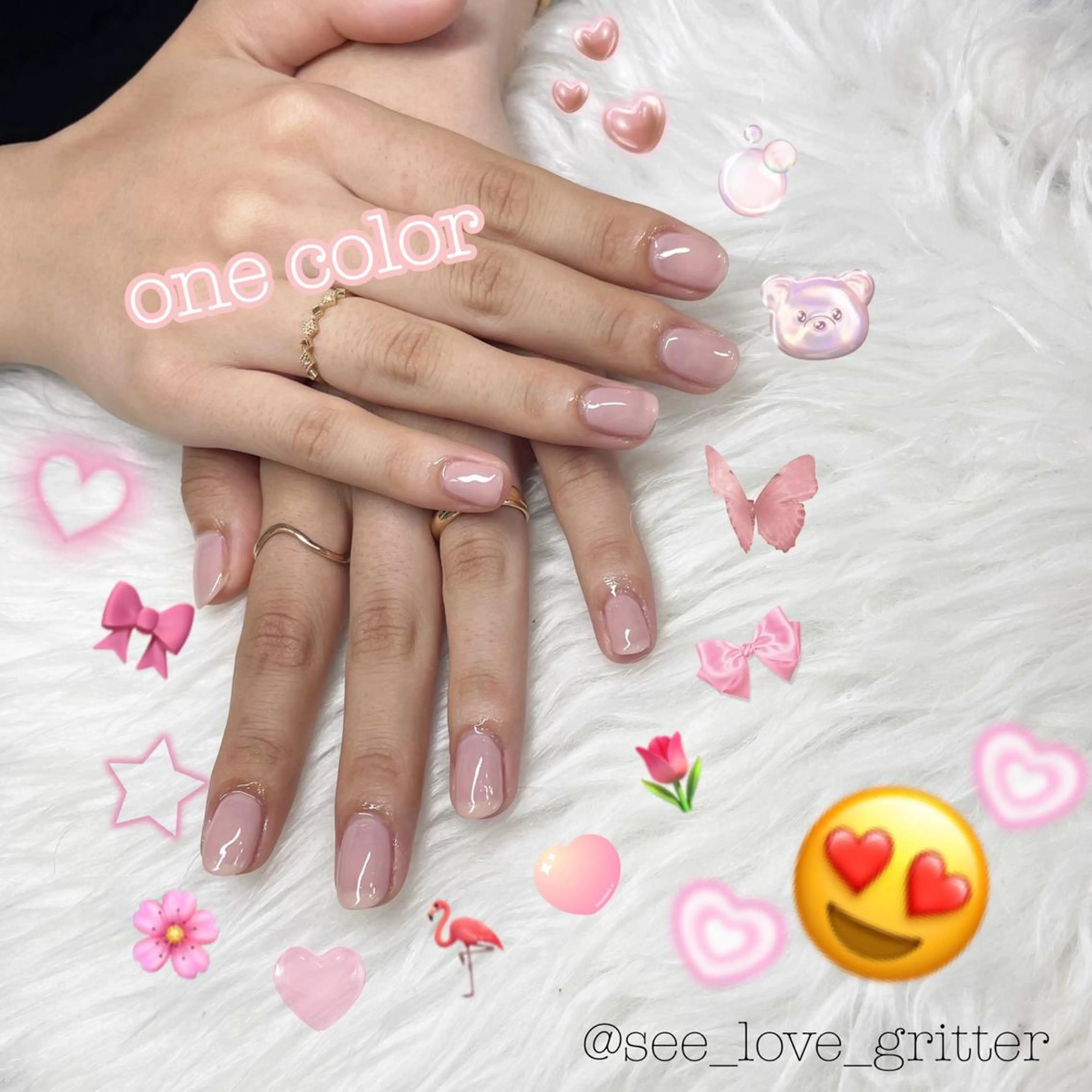 ミディアム see love gritterのネイルデザイン