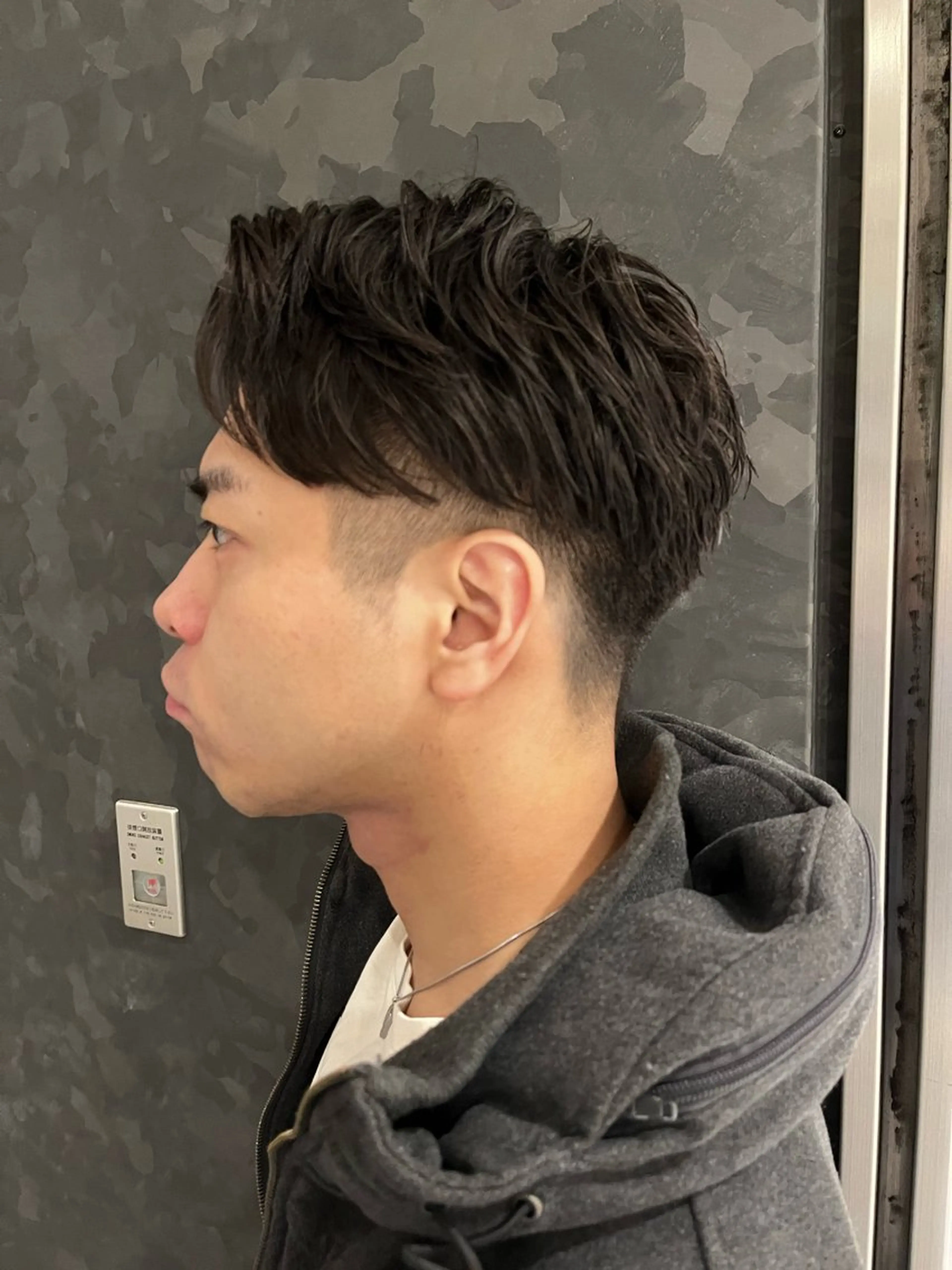 ミディアム メンズ ヒロ銀座大阪バーバーショップ難波店所属・坂井 光生のヘアスタイル