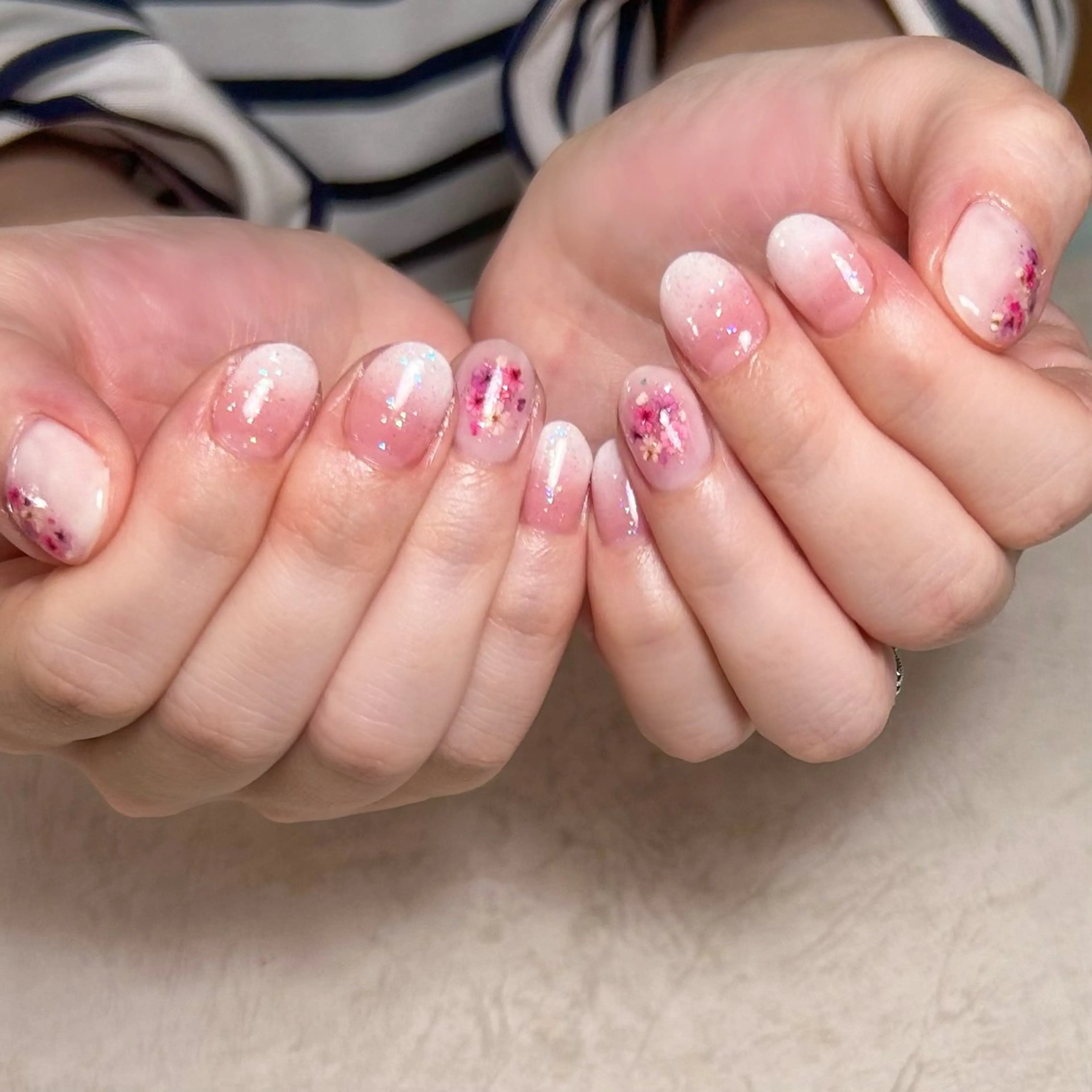 ネイル アートネイル ブライダルネイル muum_nail 新宿2分 三丁目1分のネイルデザイン