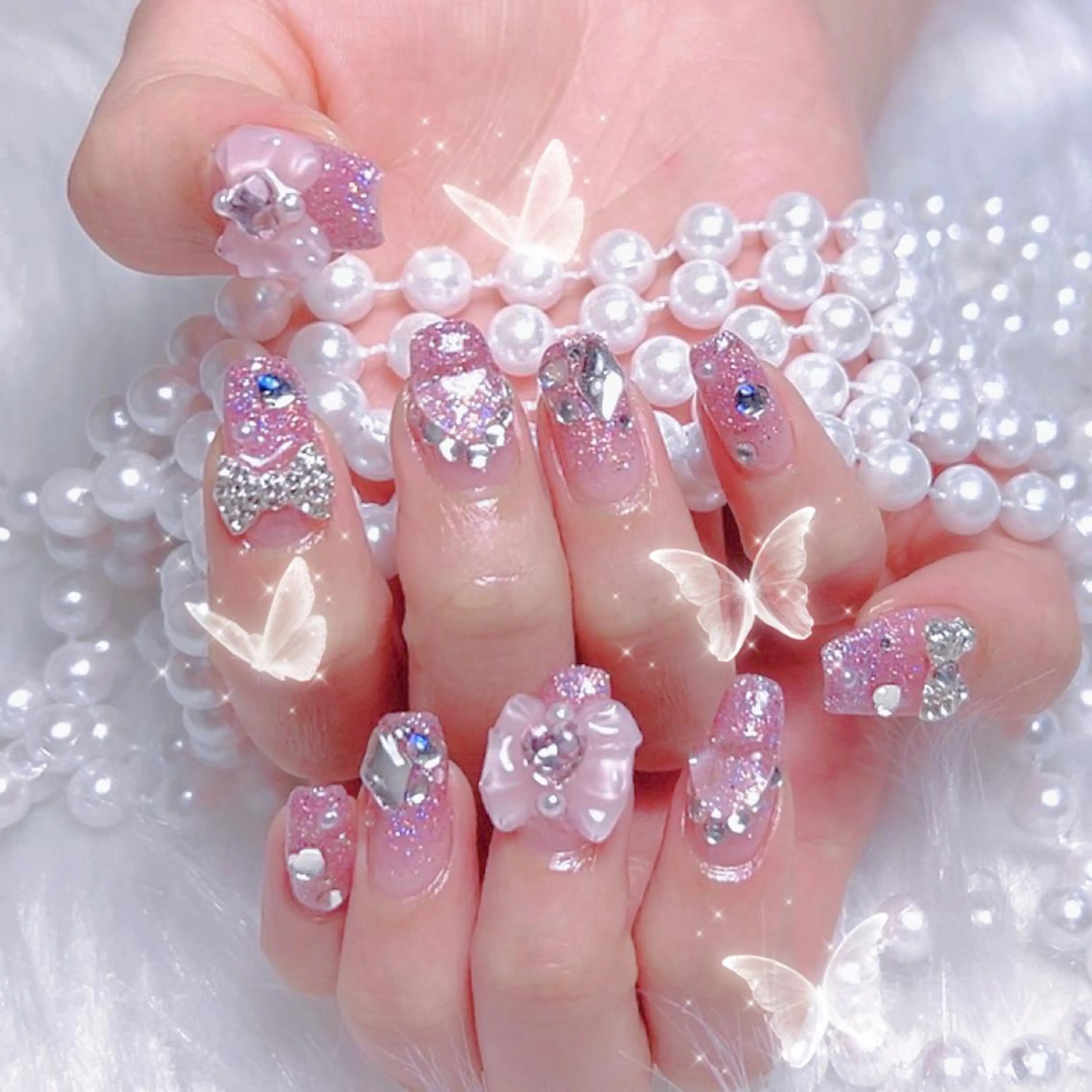 ネイル リリ 奈🎀のネイルデザイン