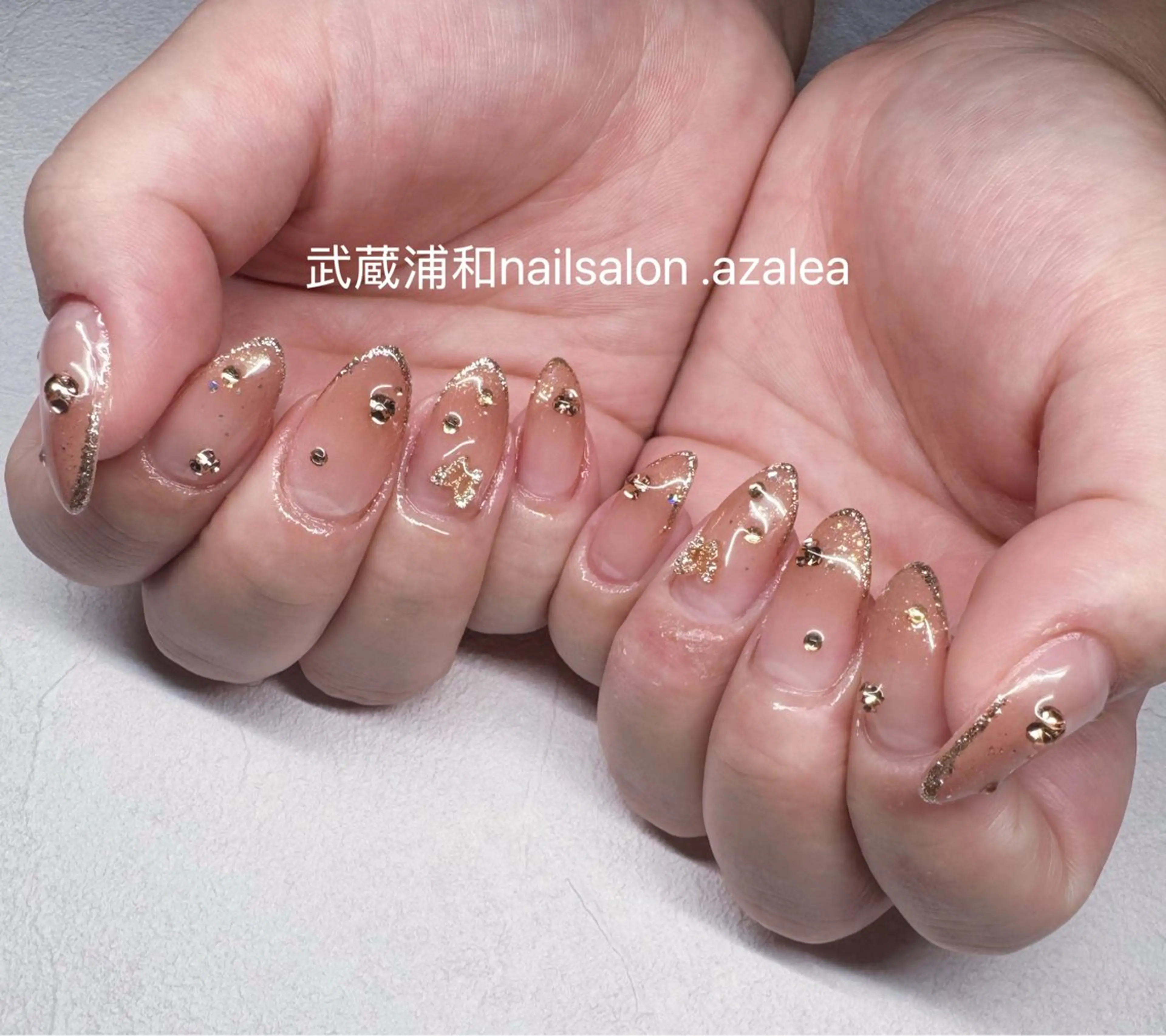 ネイル ハンドネイル R inのネイルデザイン