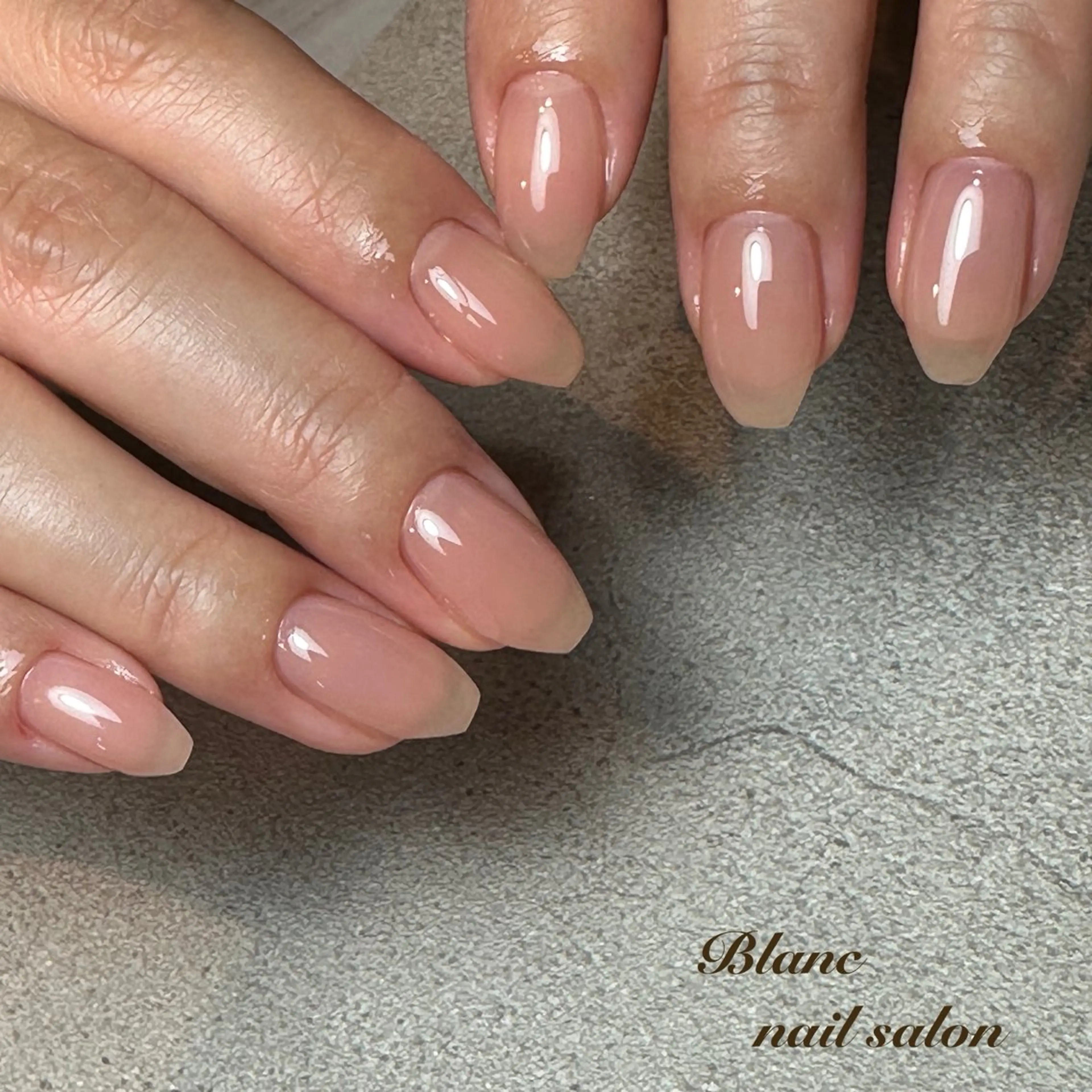 ネイル シンプルネイル Blanc ブランのネイルデザイン