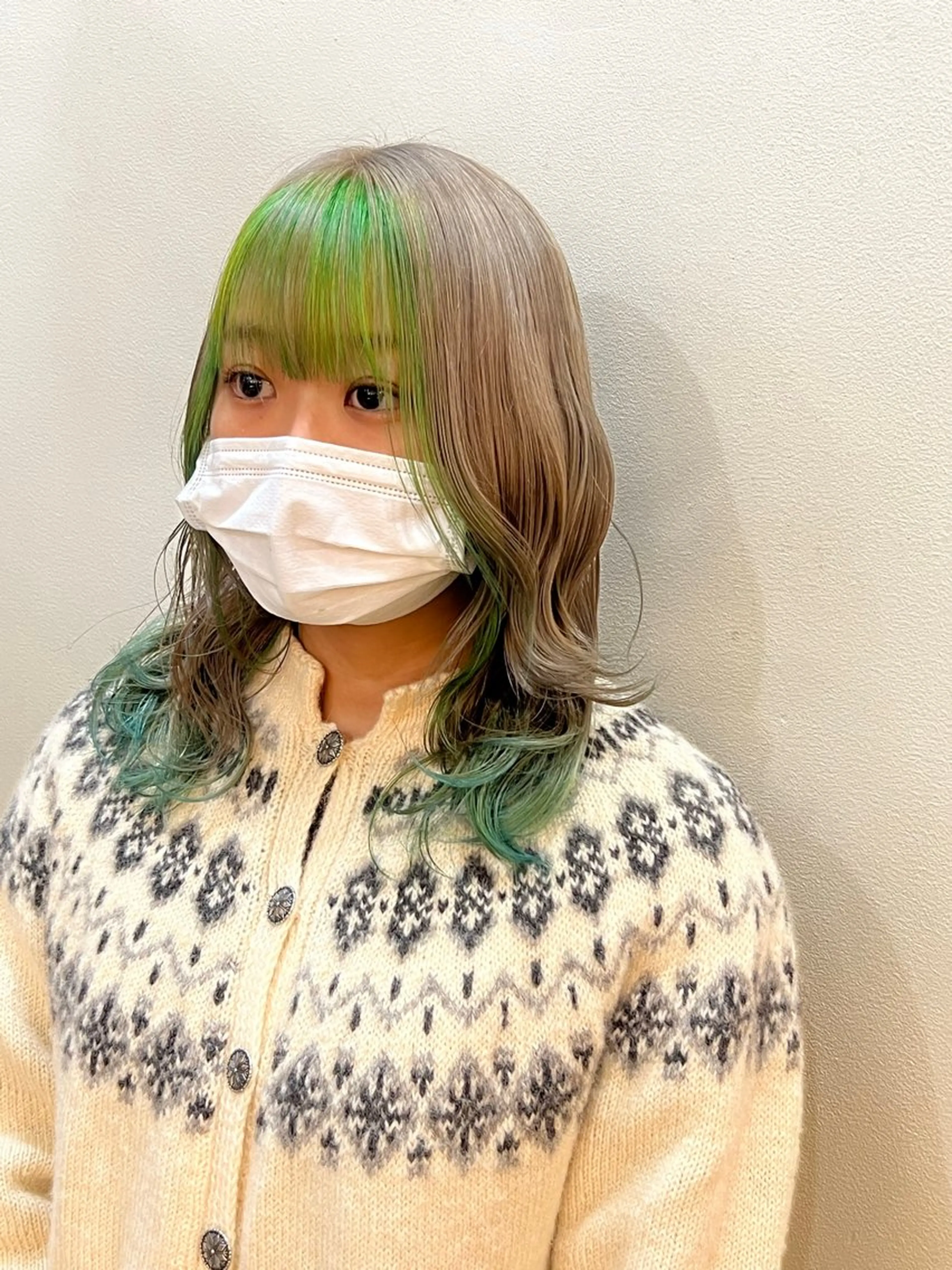 ミディアム カラー 透明感/血色カラー/ 似合せレイヤー/ゆいのヘアスタイル