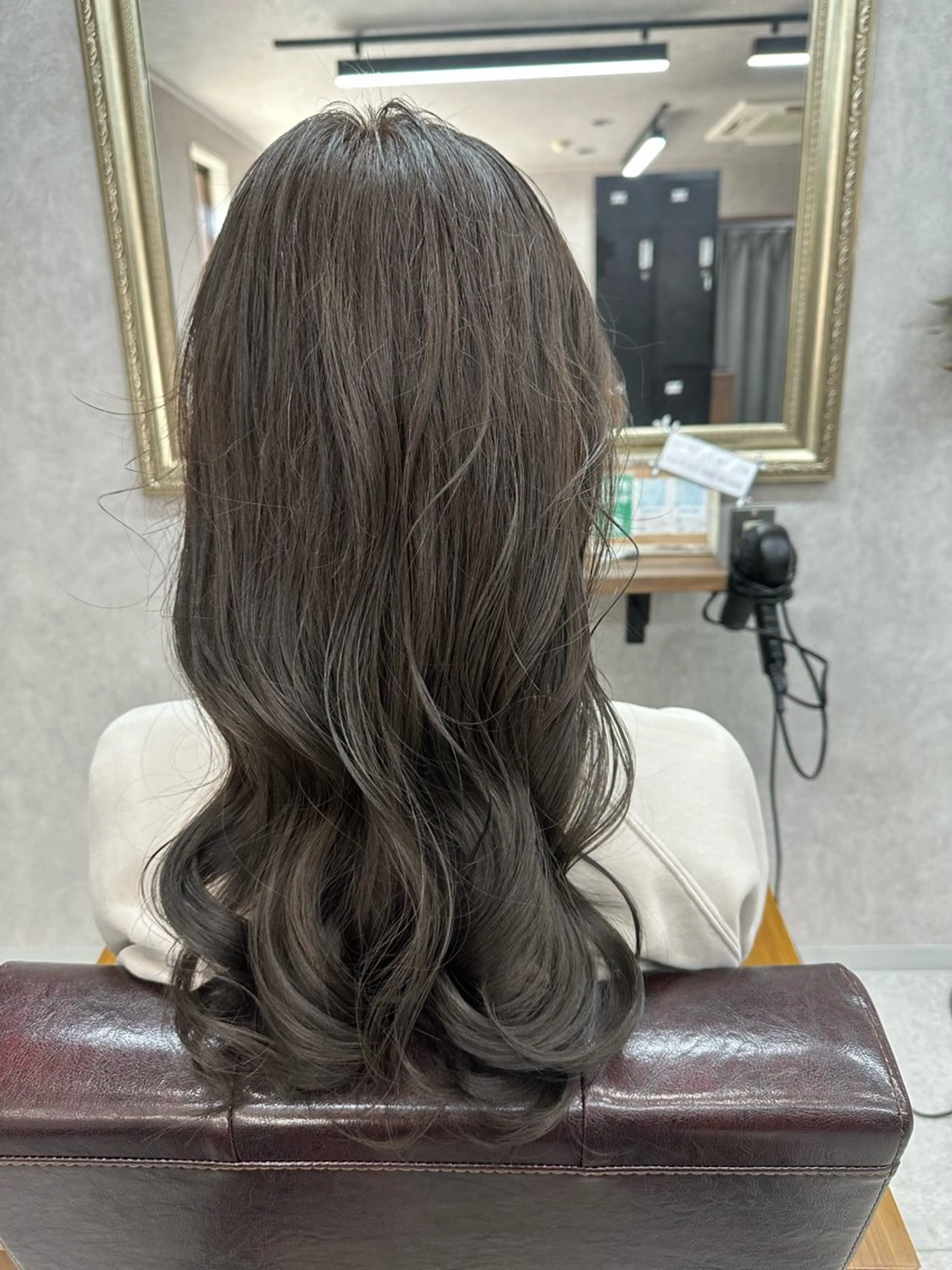 ロング カラー カット ヘアカラー トリートメント Lien 深井店のヘアスタイル