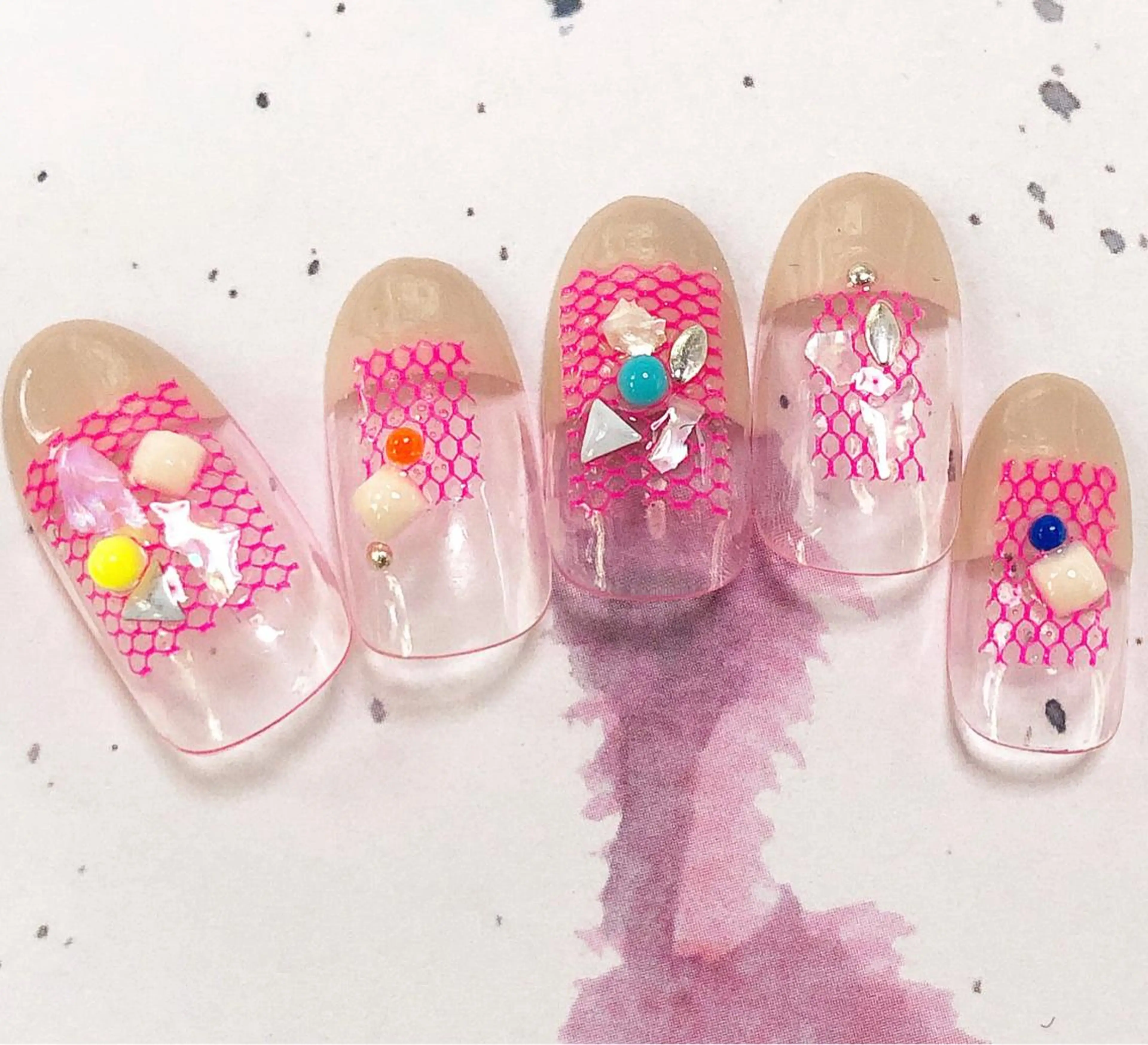 ネイル mano nella mano所属・mano nella manoのネイルデザイン