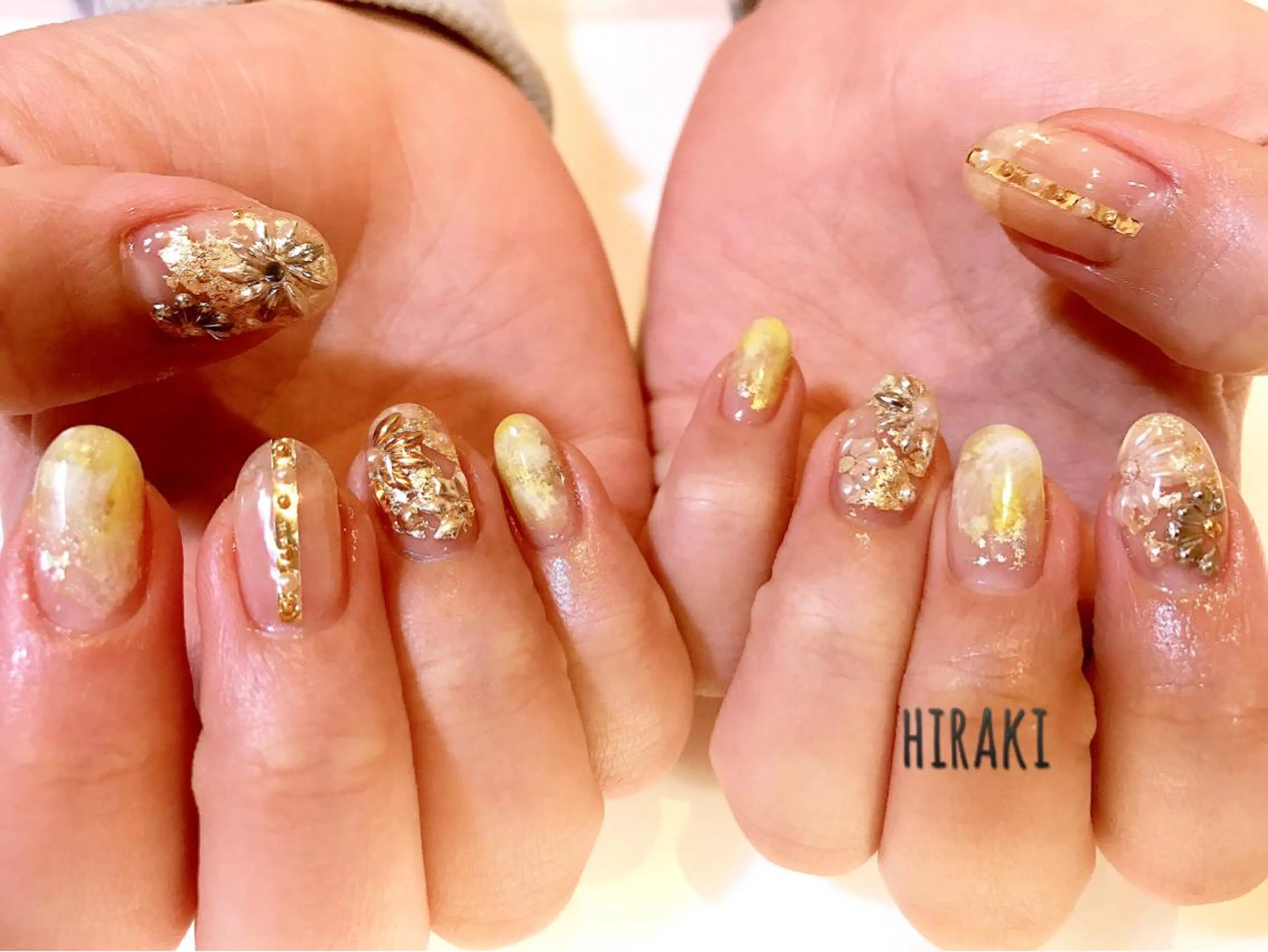 ネイル nail atelier AMBER所属・saori .の眉毛・アイブロウイメージ