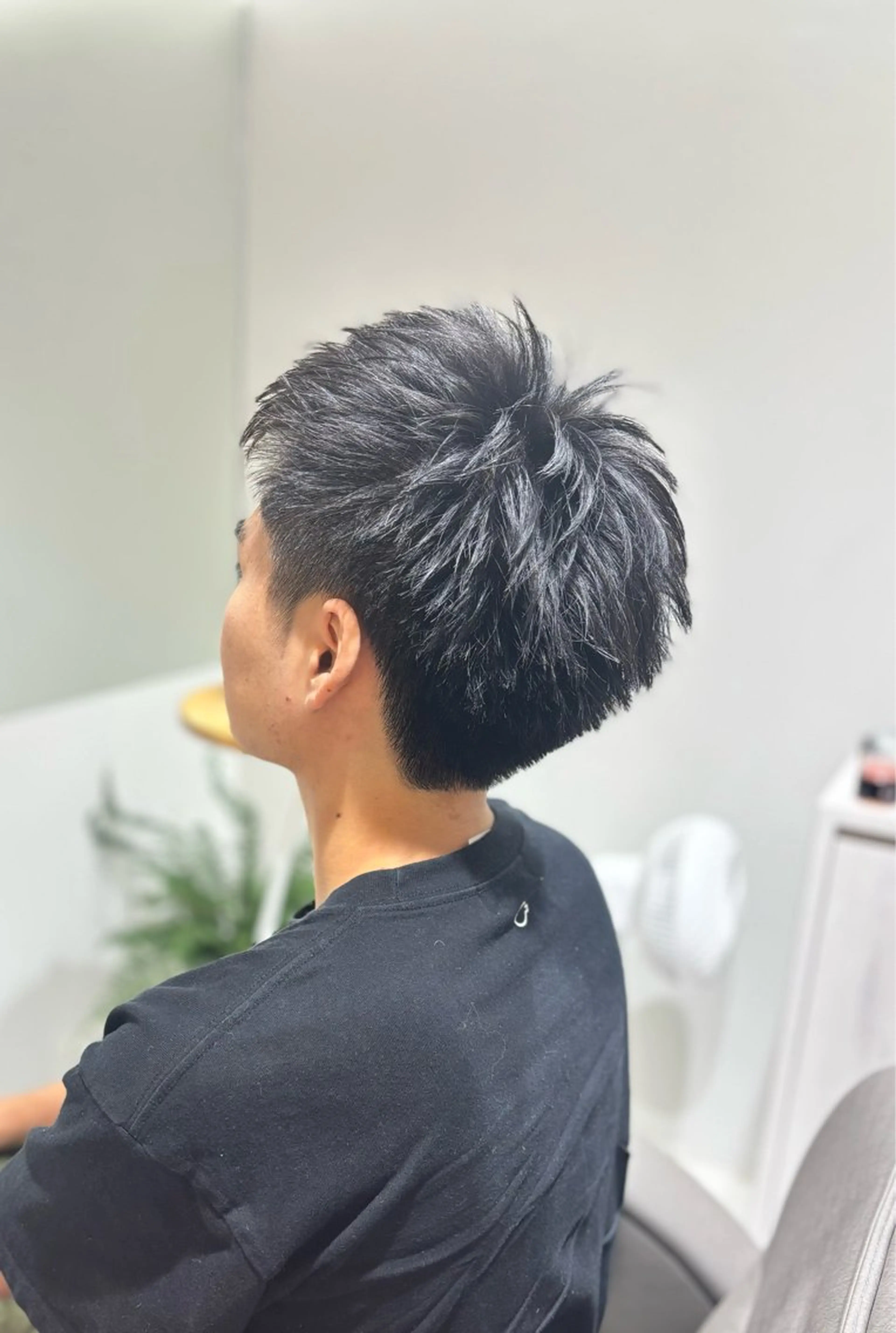 ショート 白土 さくらのヘアスタイル