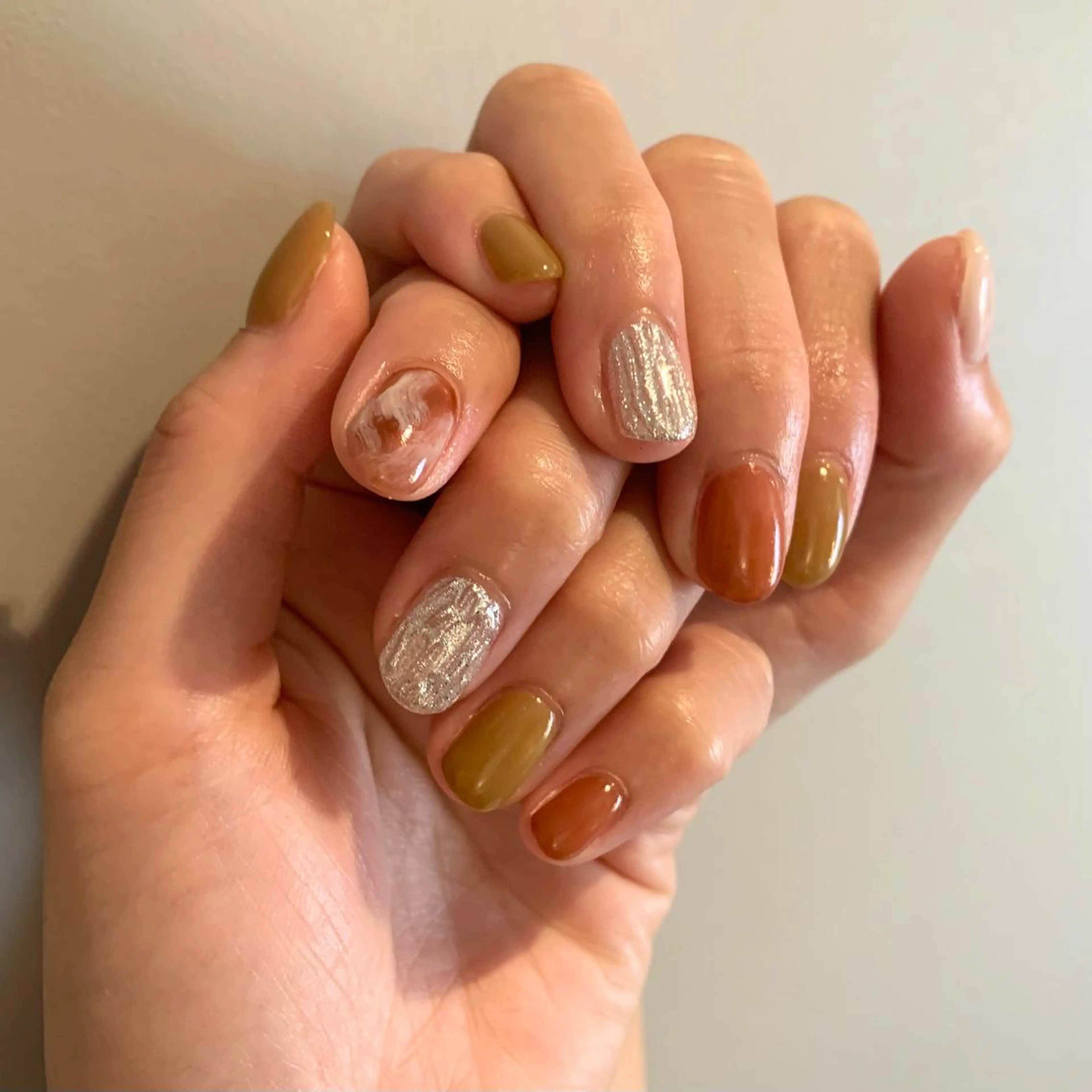 ネイル ハンドネイル ウシク ミユキのネイルデザイン