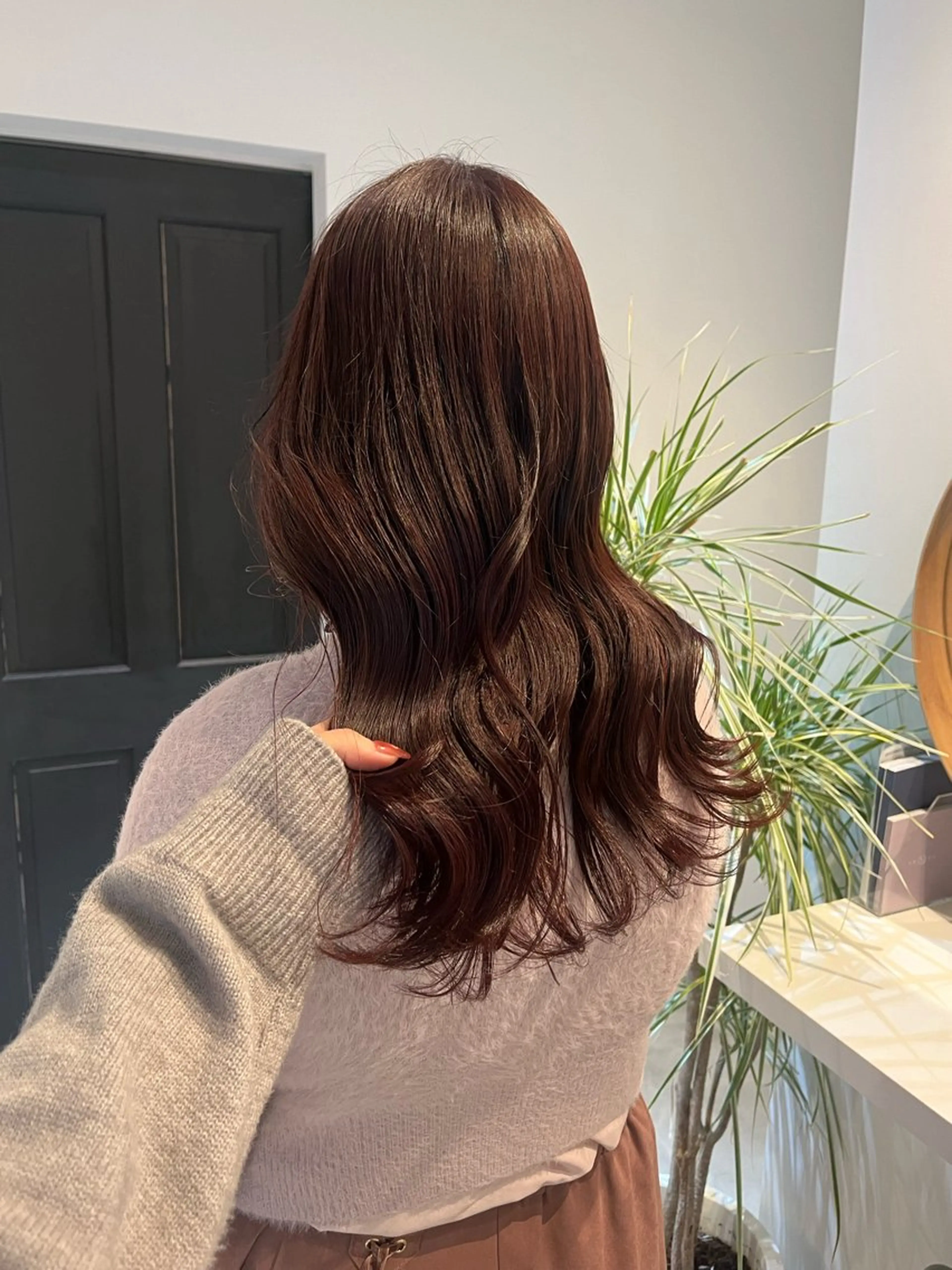 セミロング ALLYS 渋谷店所属・最高級の艶のある カラーmei🎨のヘアスタイル