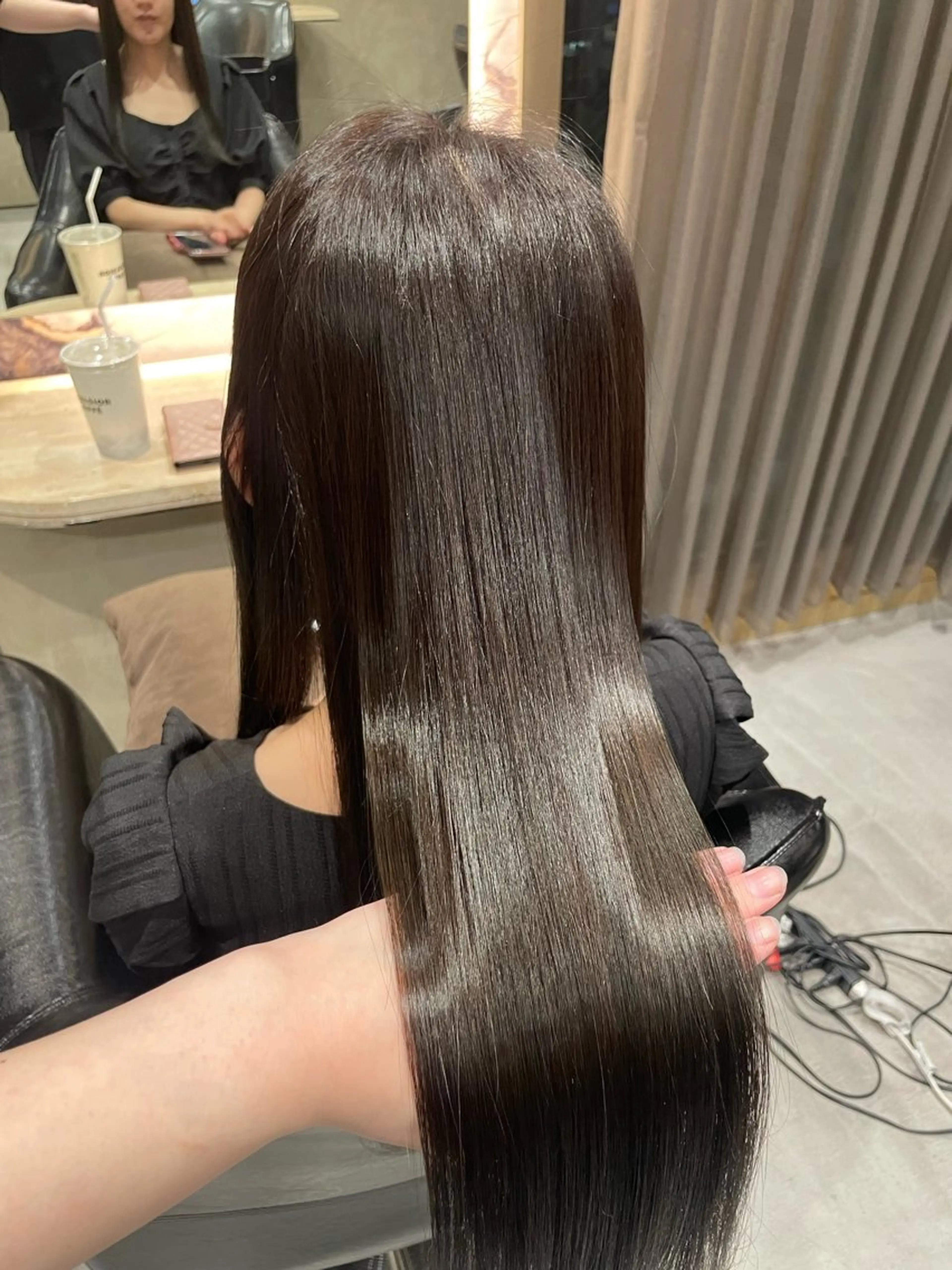 ロング L'EANE THE TOKYO所属・透明感カラー/艶髪 田村陽花里のヘアスタイル