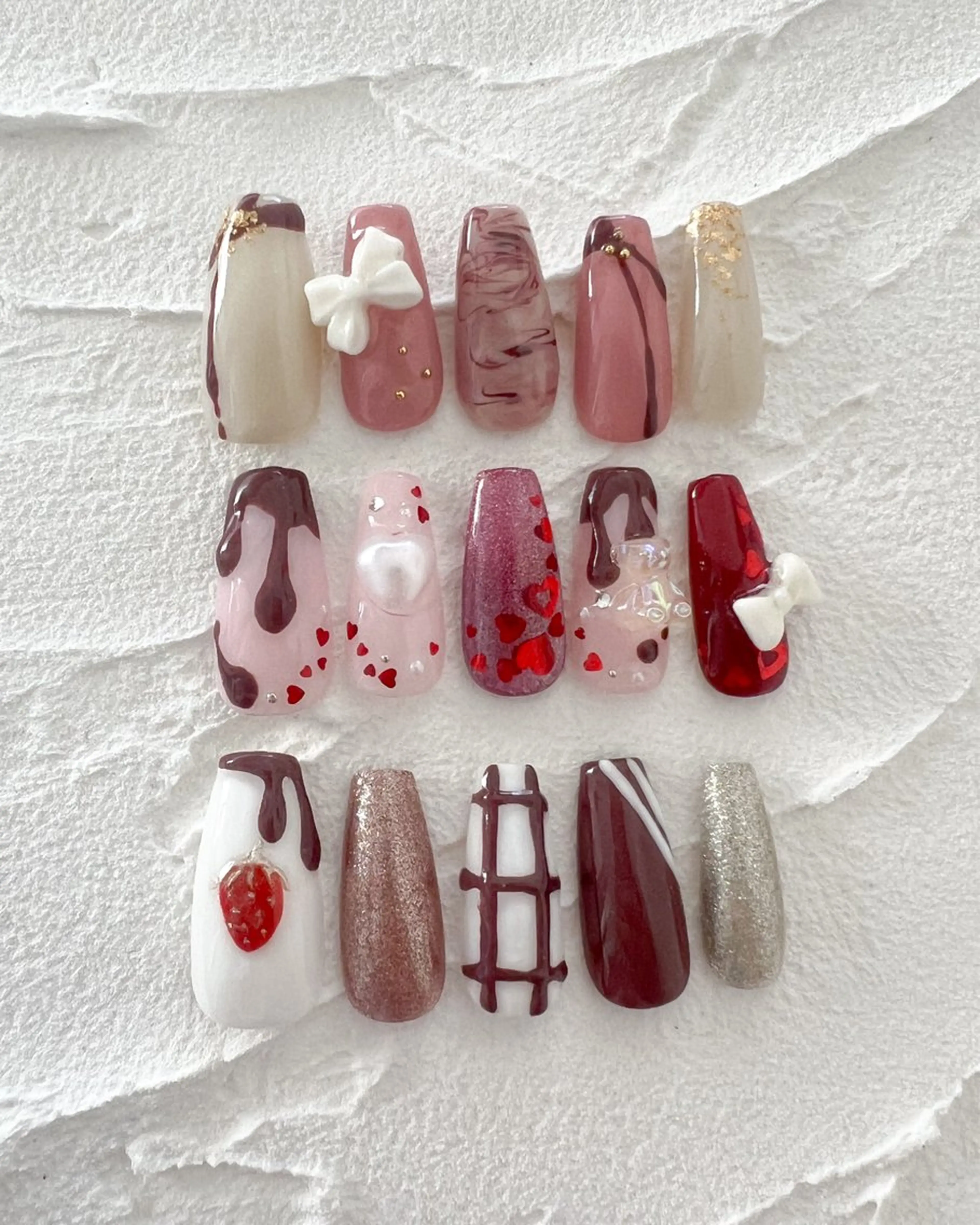 🌟 【バレンタイン限定デザイン】オフ込み　¥6600 → ¥ 6000💅🏻の写真