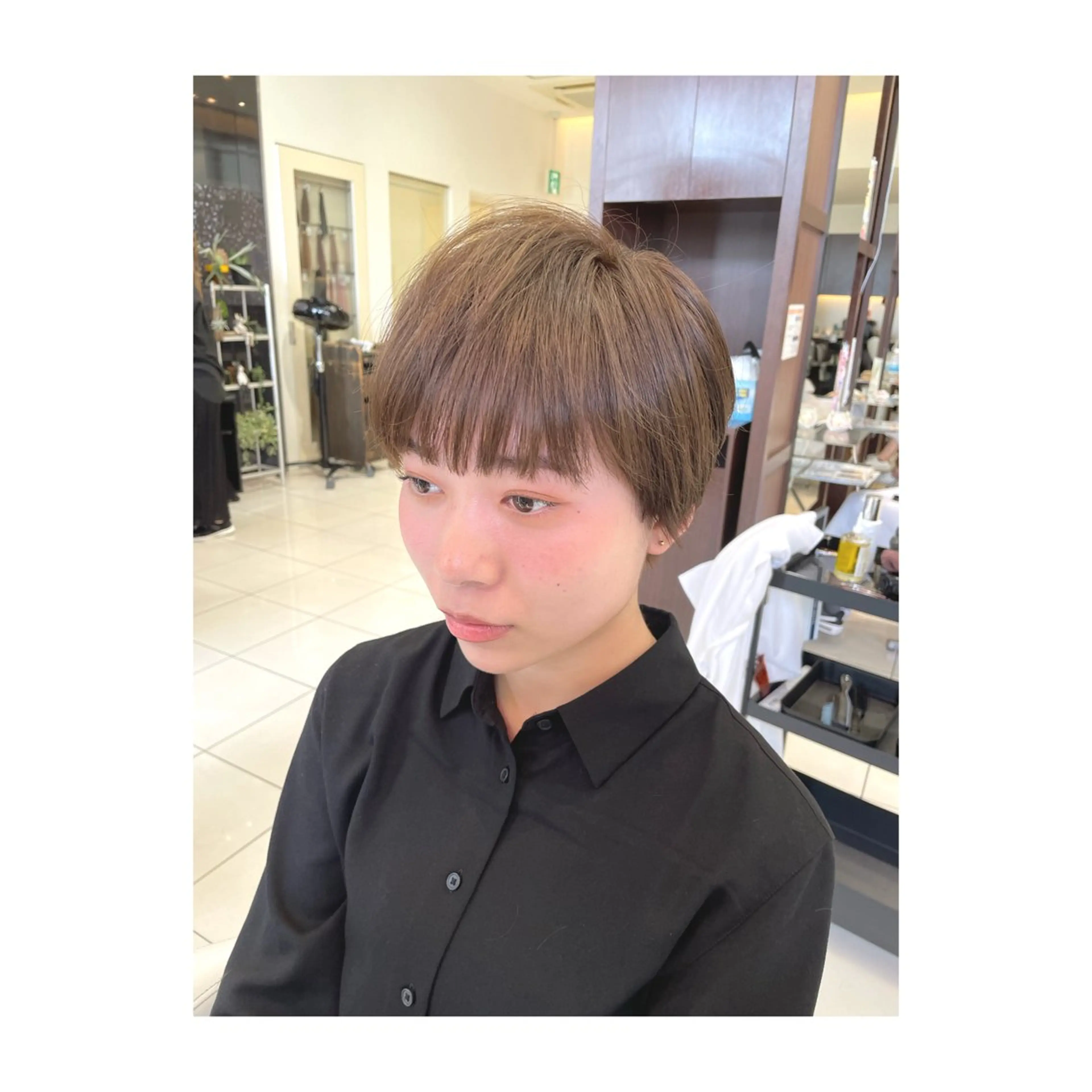 ショート カラー ショートヘア 秋山 俊のヘアスタイル