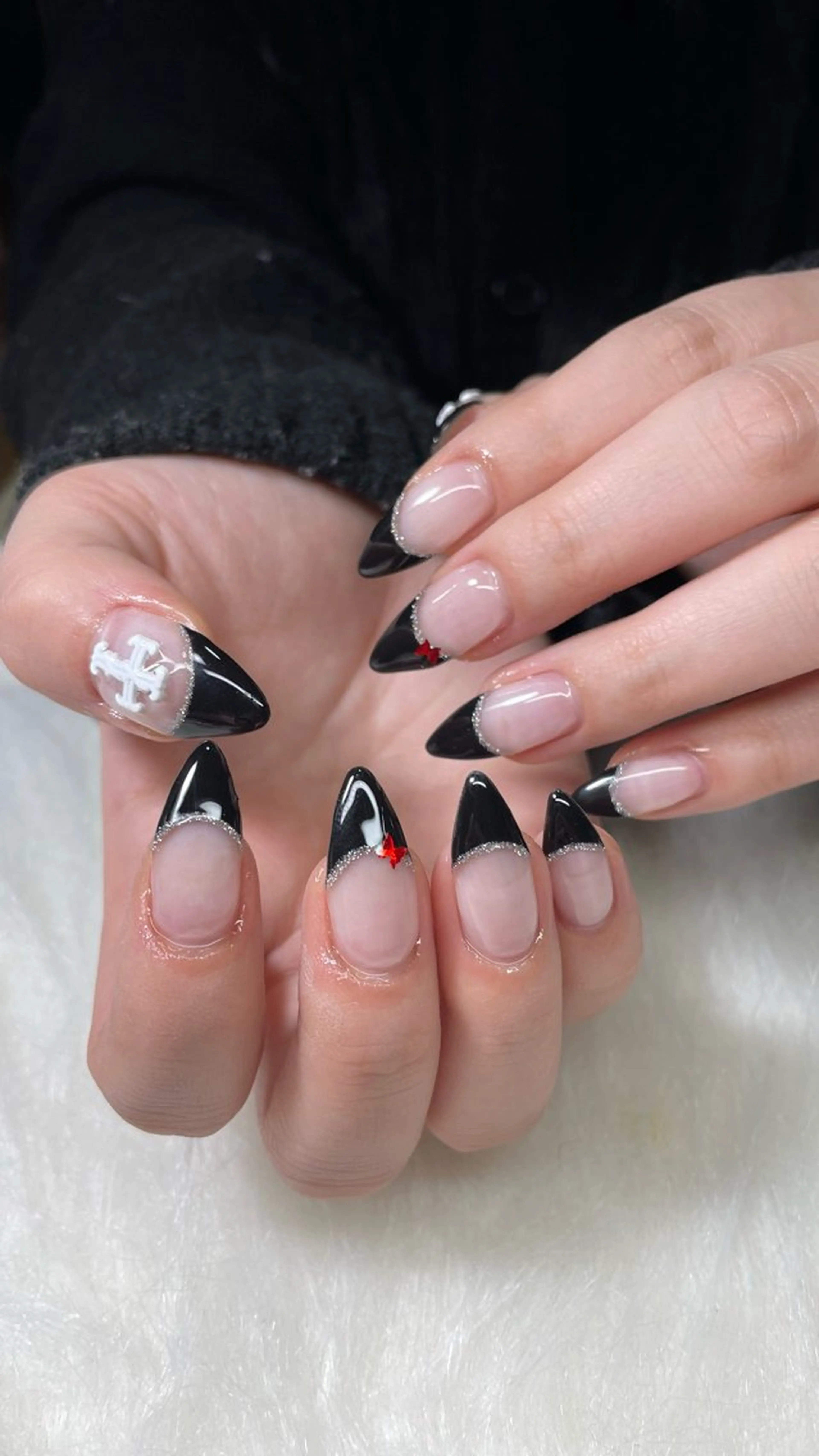 ベースカラーなしフレンチネイルの写真