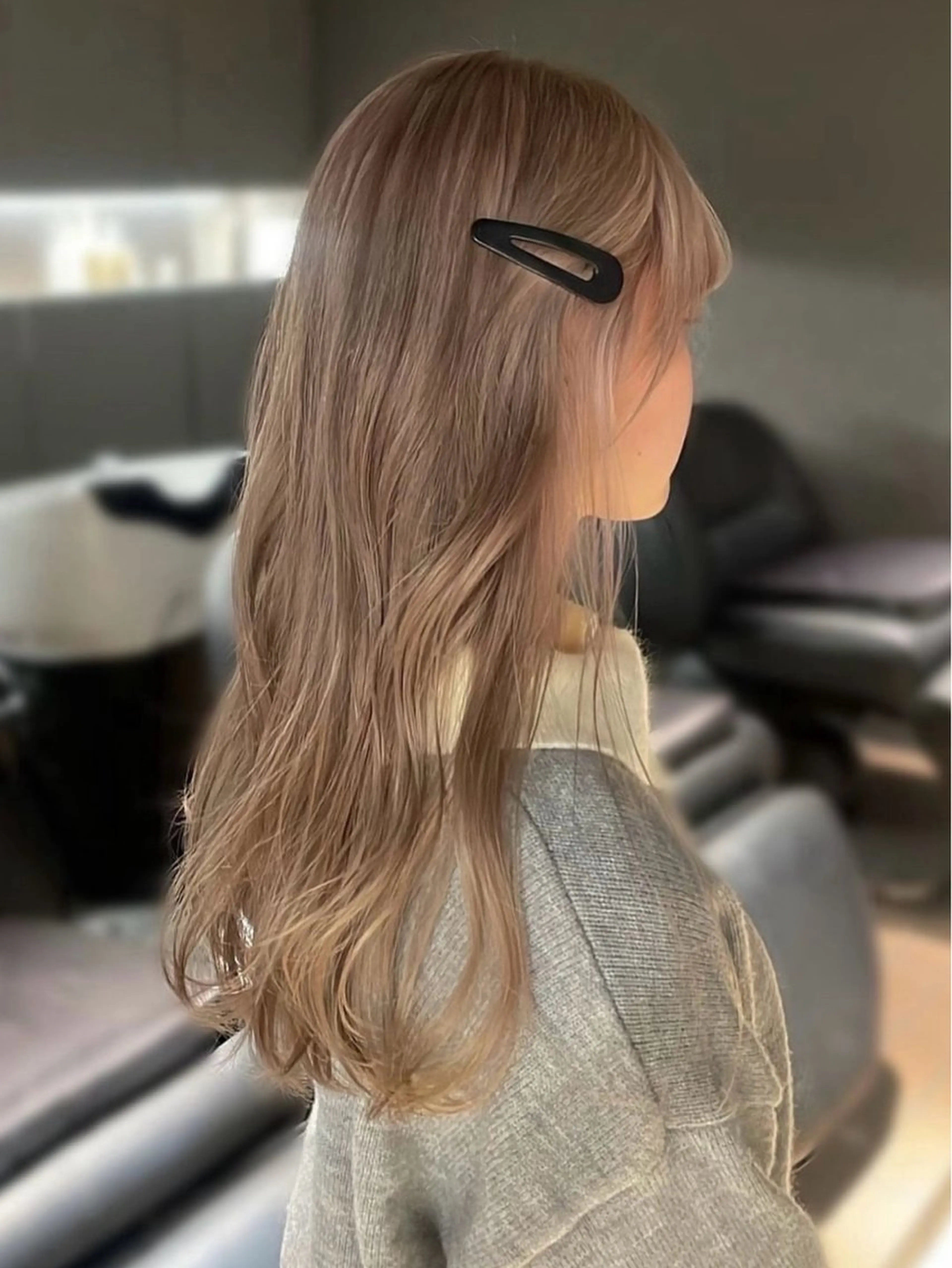 ロング カラー ベージュカラー 透明感カラー ミルクティーベージュ 名古屋栄♡PELE/ ブリーチ/ハイトーンのヘアスタイル